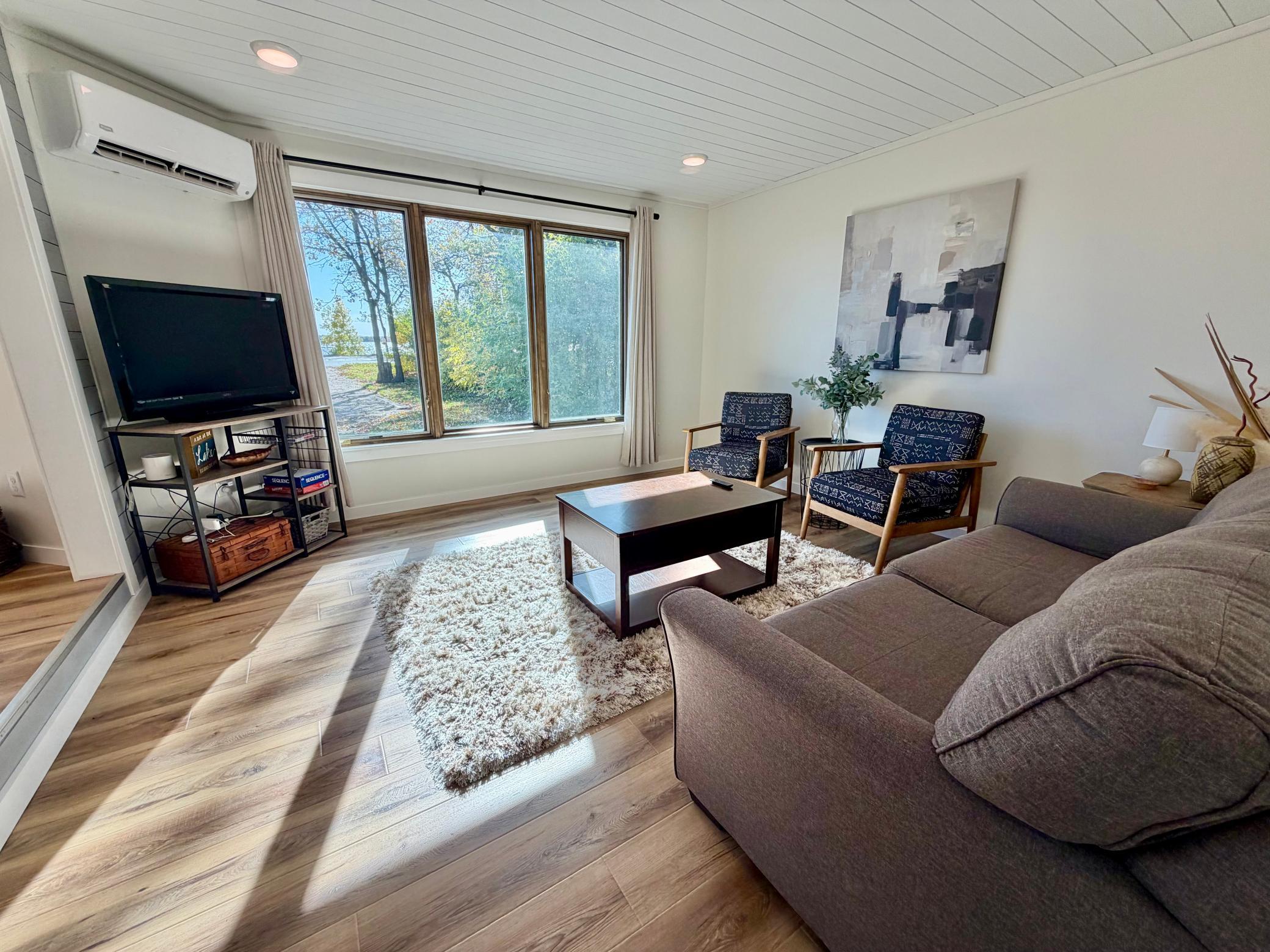 1930 single family home for sale at 918 W Lake Drive in Detroit Lakes, MN — 4 bed, 3 bath (photo 17 of 44)