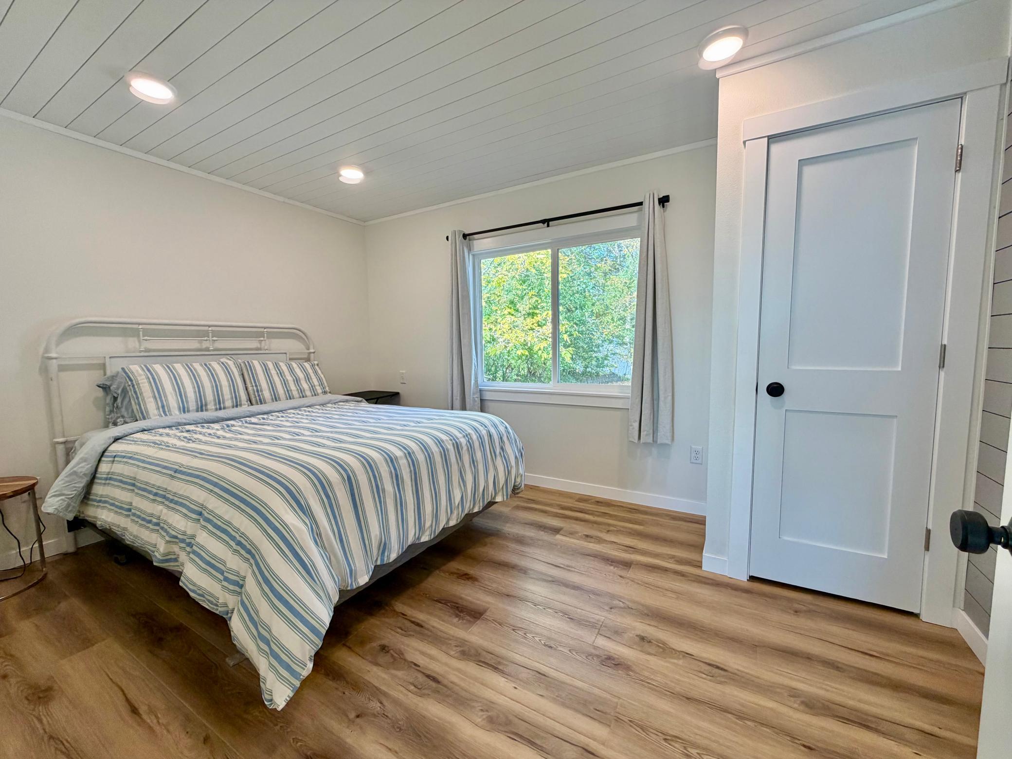 1930 single family home for sale at 918 W Lake Drive in Detroit Lakes, MN — 4 bed, 3 bath (photo 31 of 44)