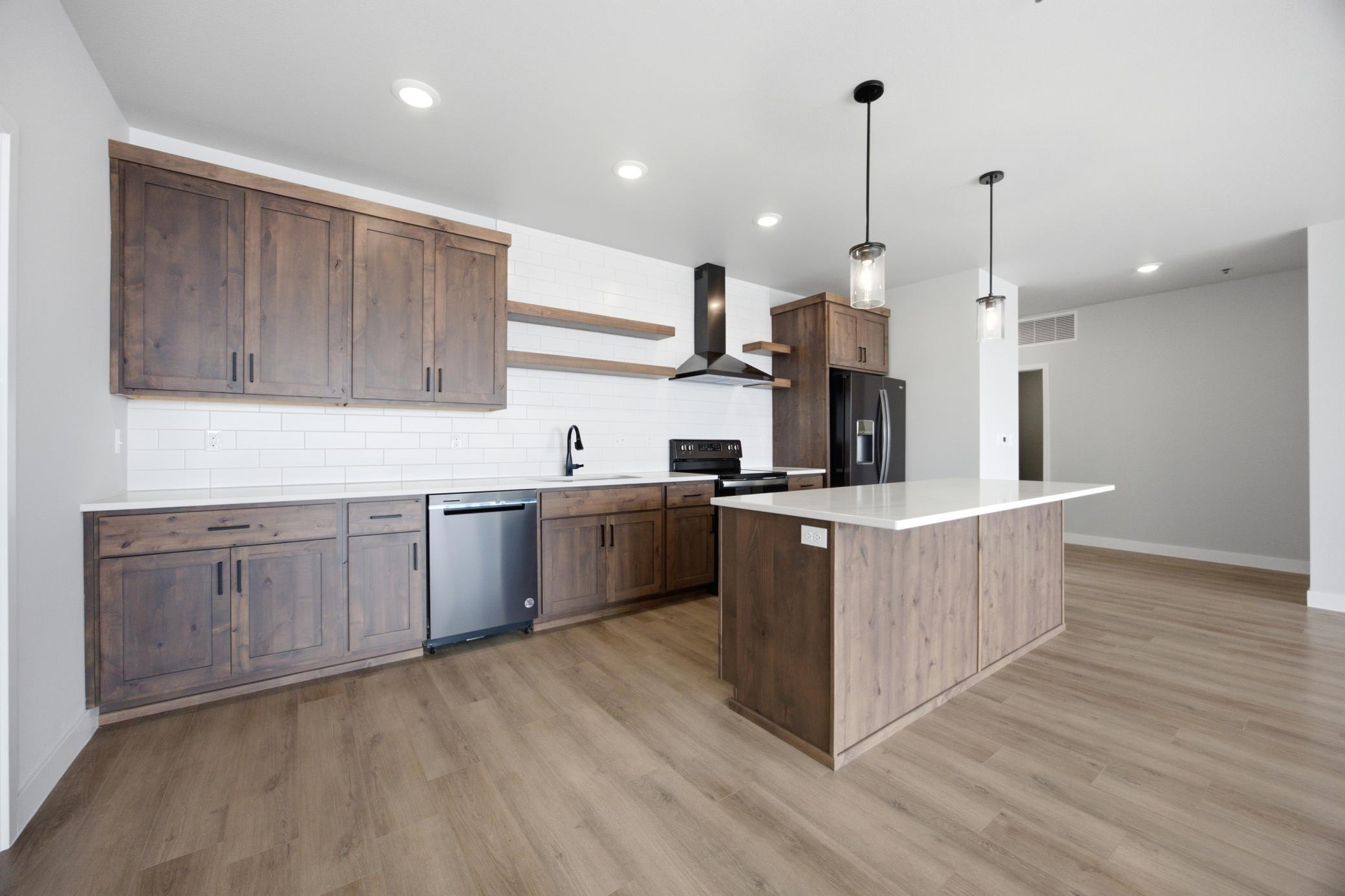 2024 condo for sale at 4470 24th Avenue S, Unit 603 in Fargo, ND — 2 bed, 2 bath (photo 4 of 22)