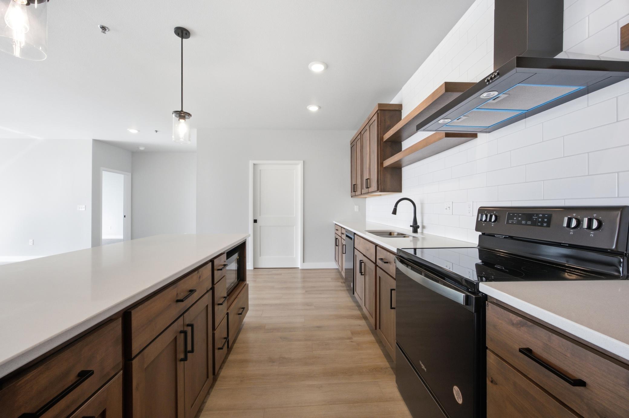 2024 condo for sale at 4470 24th Avenue S, Unit 603 in Fargo, ND — 2 bed, 2 bath (photo 7 of 22)