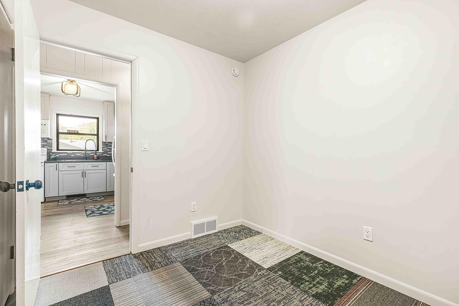 1957 single family home for sale at 902 N 26th Street N in Fargo, ND — 3 bed, 2 bath (photo 16 of 43)