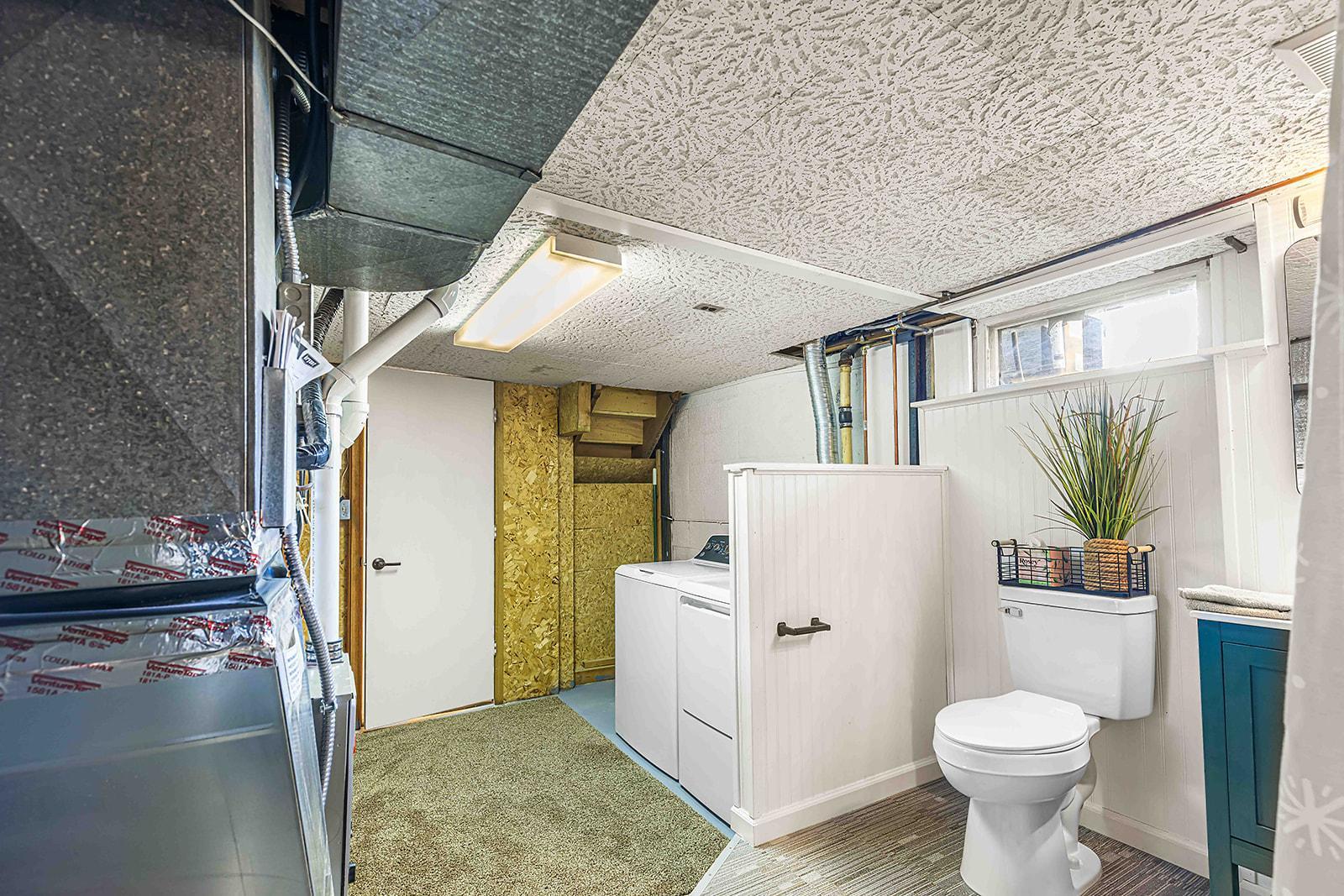 1957 single family home for sale at 902 N 26th Street N in Fargo, ND — 3 bed, 2 bath (photo 28 of 43)