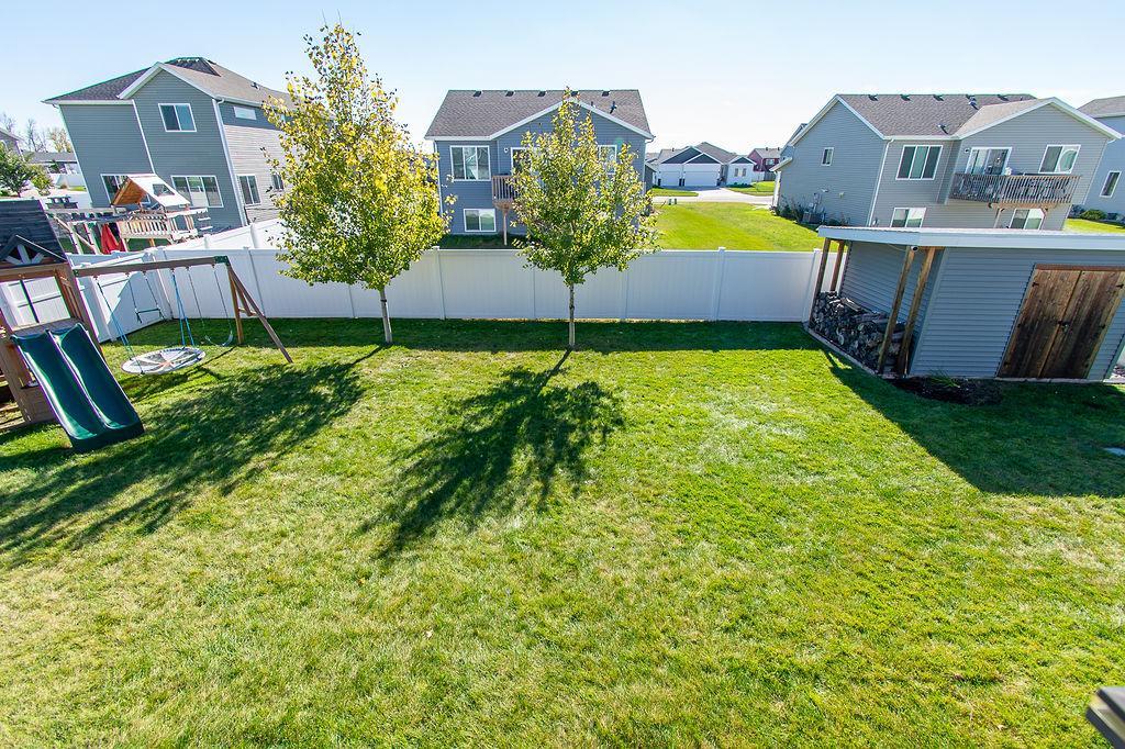 2016 single family home for sale at 6059 AUTUMN Drive S in Fargo, ND — 4 bed, 3 bath (photo 43 of 49)