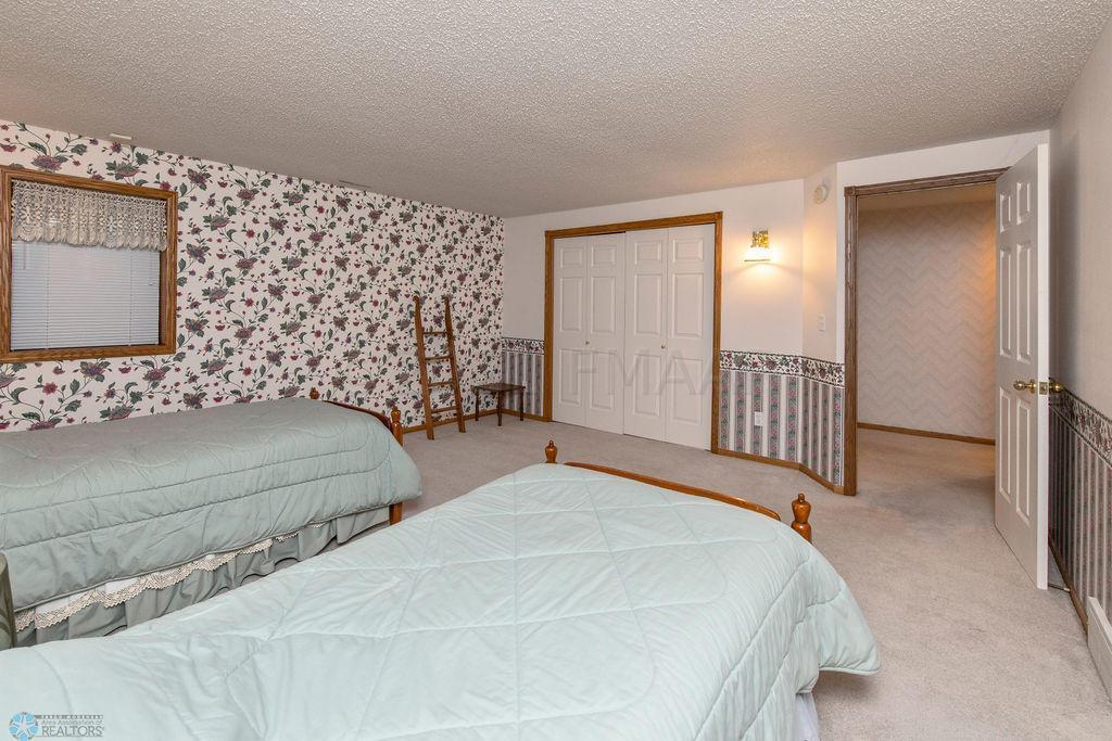 1995 townhouse for sale at 3626 5th Street S in Moorhead, MN — 3 bed, 3 bath (photo 22 of 31)