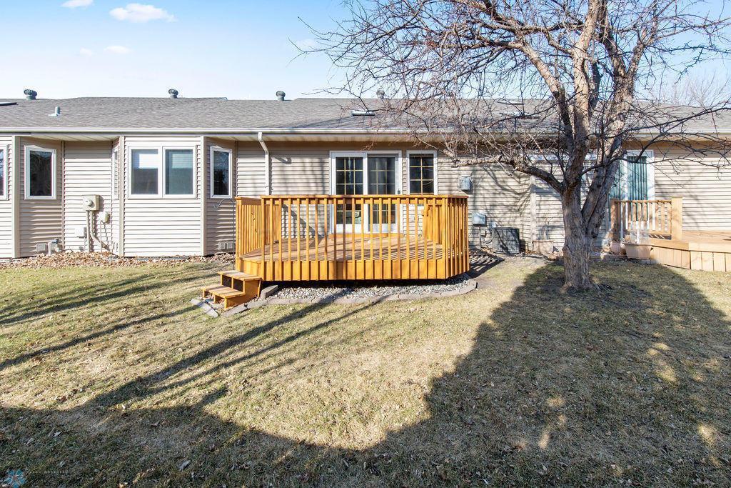 1995 townhouse for sale at 3626 5th Street S in Moorhead, MN — 3 bed, 3 bath (photo 30 of 31)