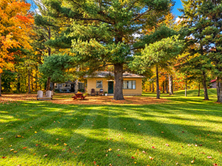 1970 single family home for sale at 14430 Katrine Drive in Deerwood, MN — 2 bed, 1 bath (photo 4 of 15)