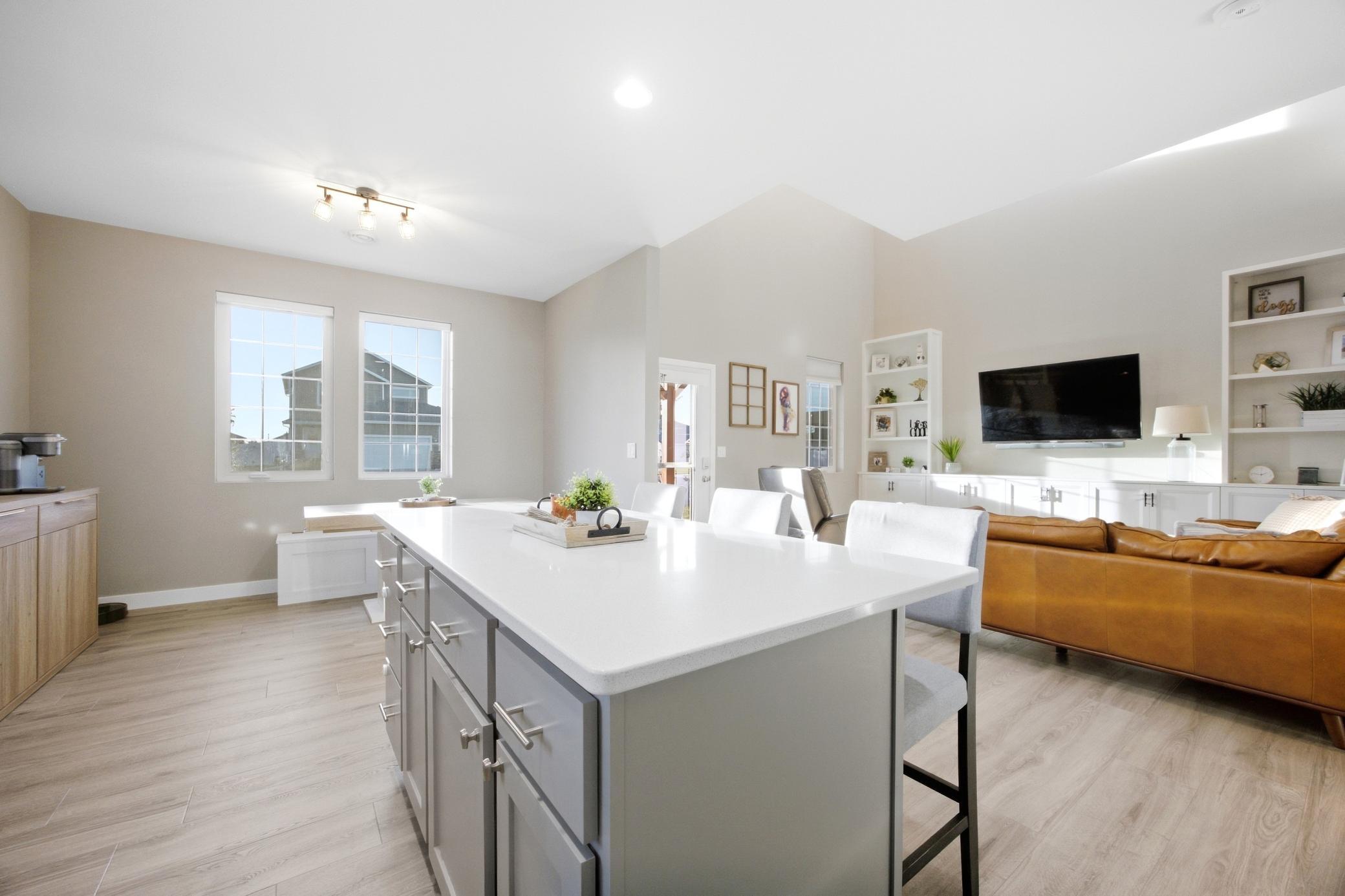 2015 single family home for sale at 6024 60th Avenue S in Fargo, ND — 3 bed, 3 bath (photo 12 of 47)