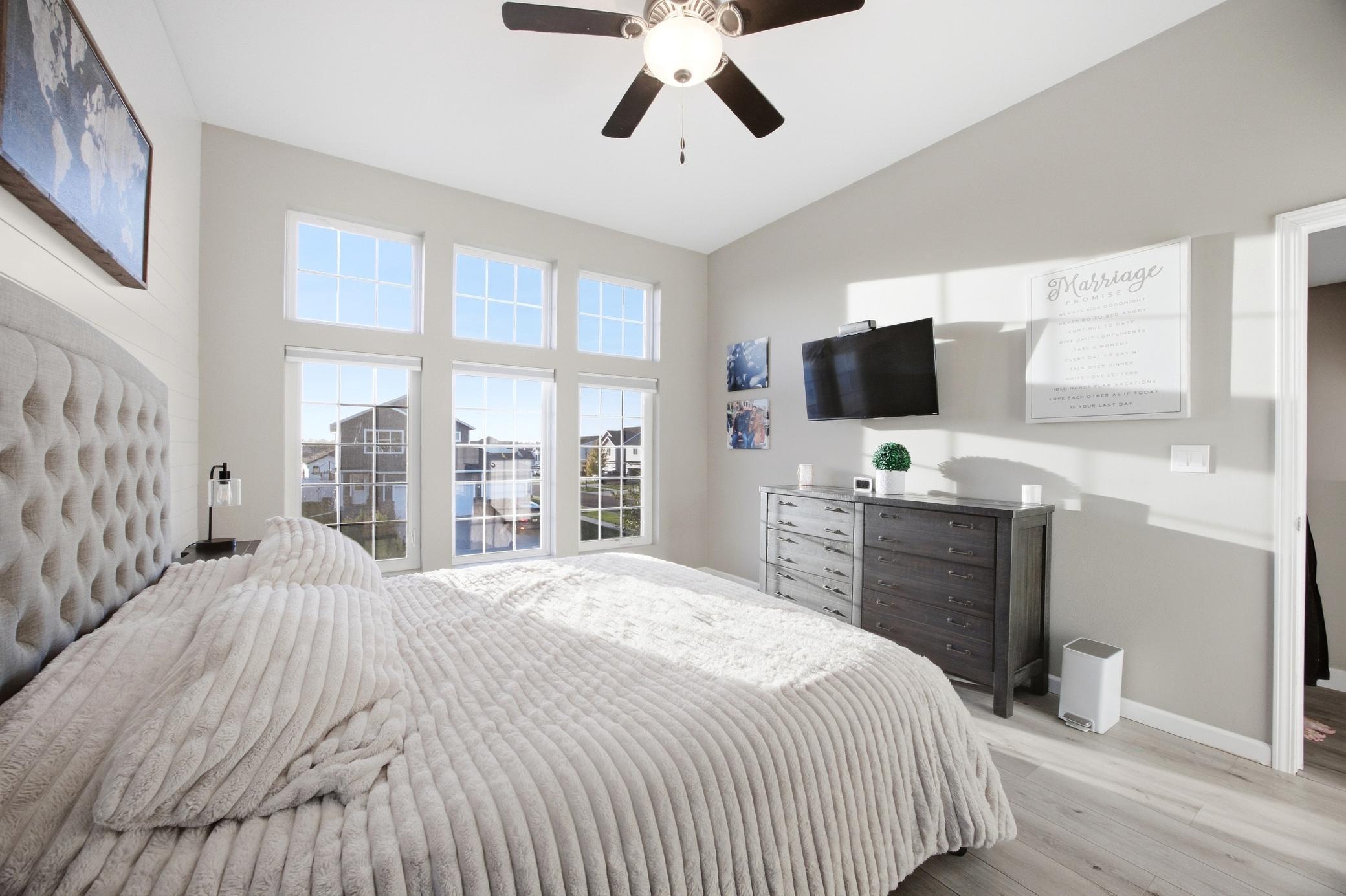 2015 single family home for sale at 6024 60th Avenue S in Fargo, ND — 3 bed, 3 bath (photo 21 of 47)