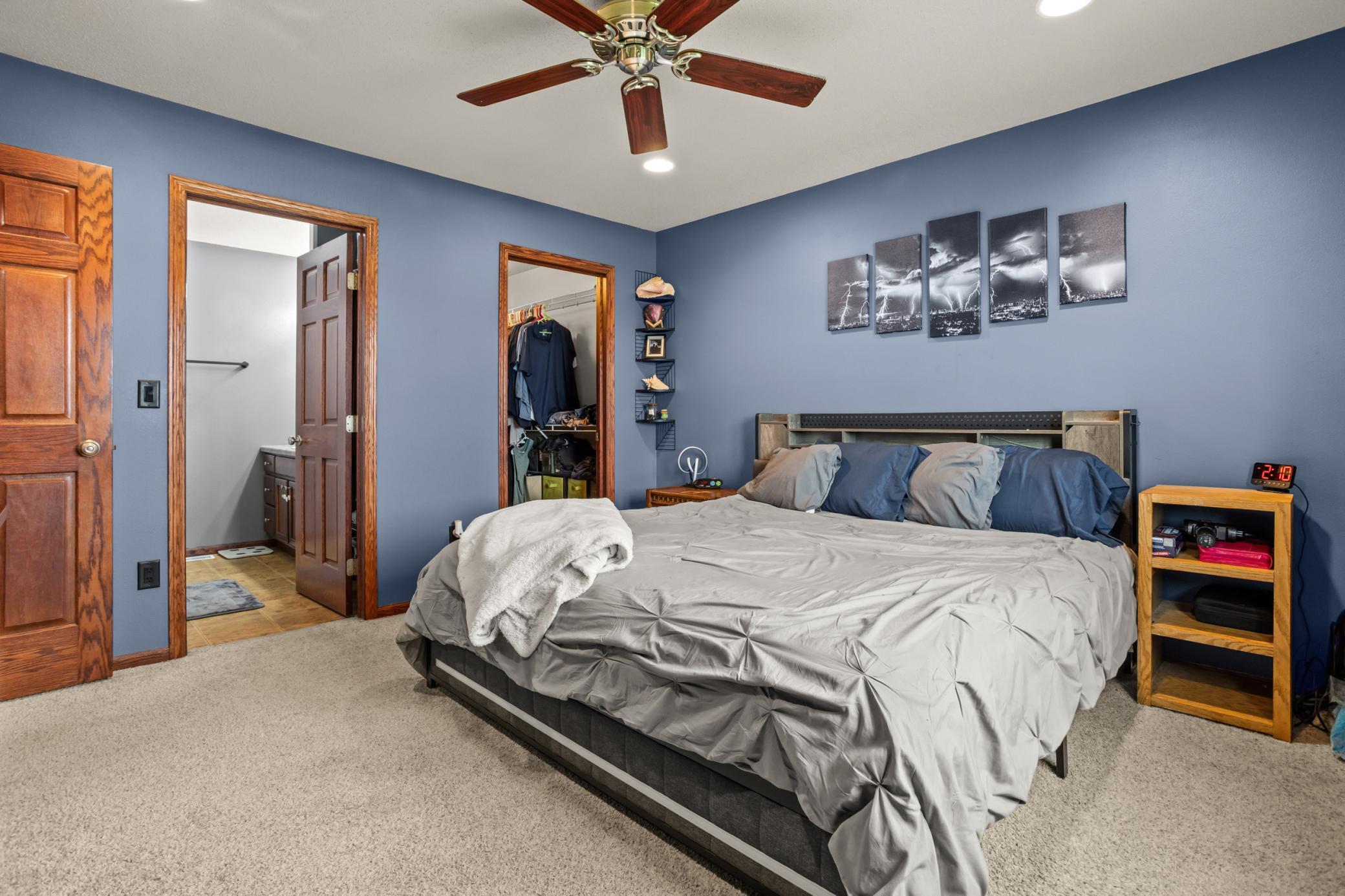 2006 single family home for sale at 1240 38th Avenue S in Moorhead, MN — 4 bed, 3 bath (photo 15 of 35)