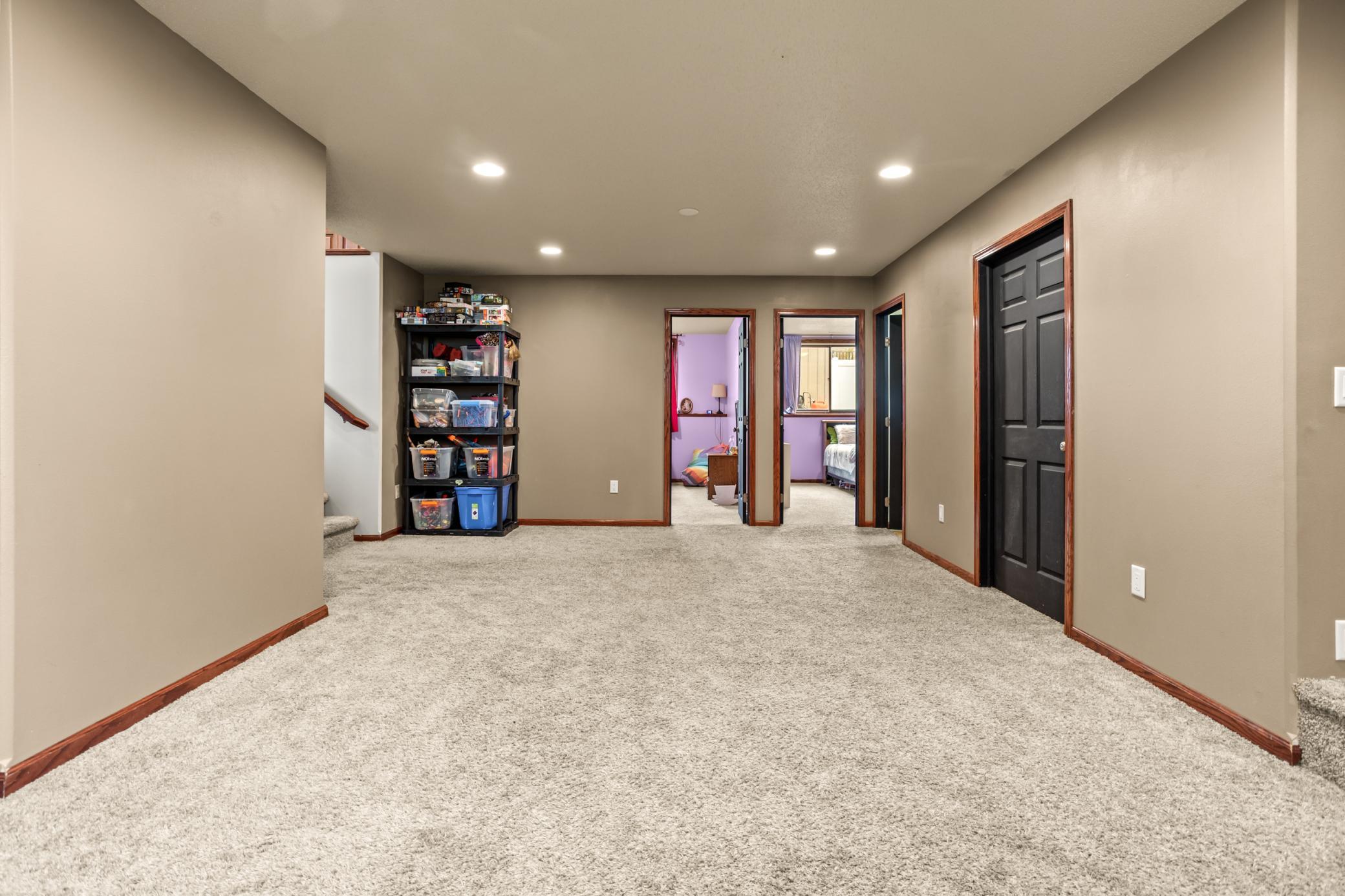 2006 single family home for sale at 1240 38th Avenue S in Moorhead, MN — 4 bed, 3 bath (photo 24 of 35)