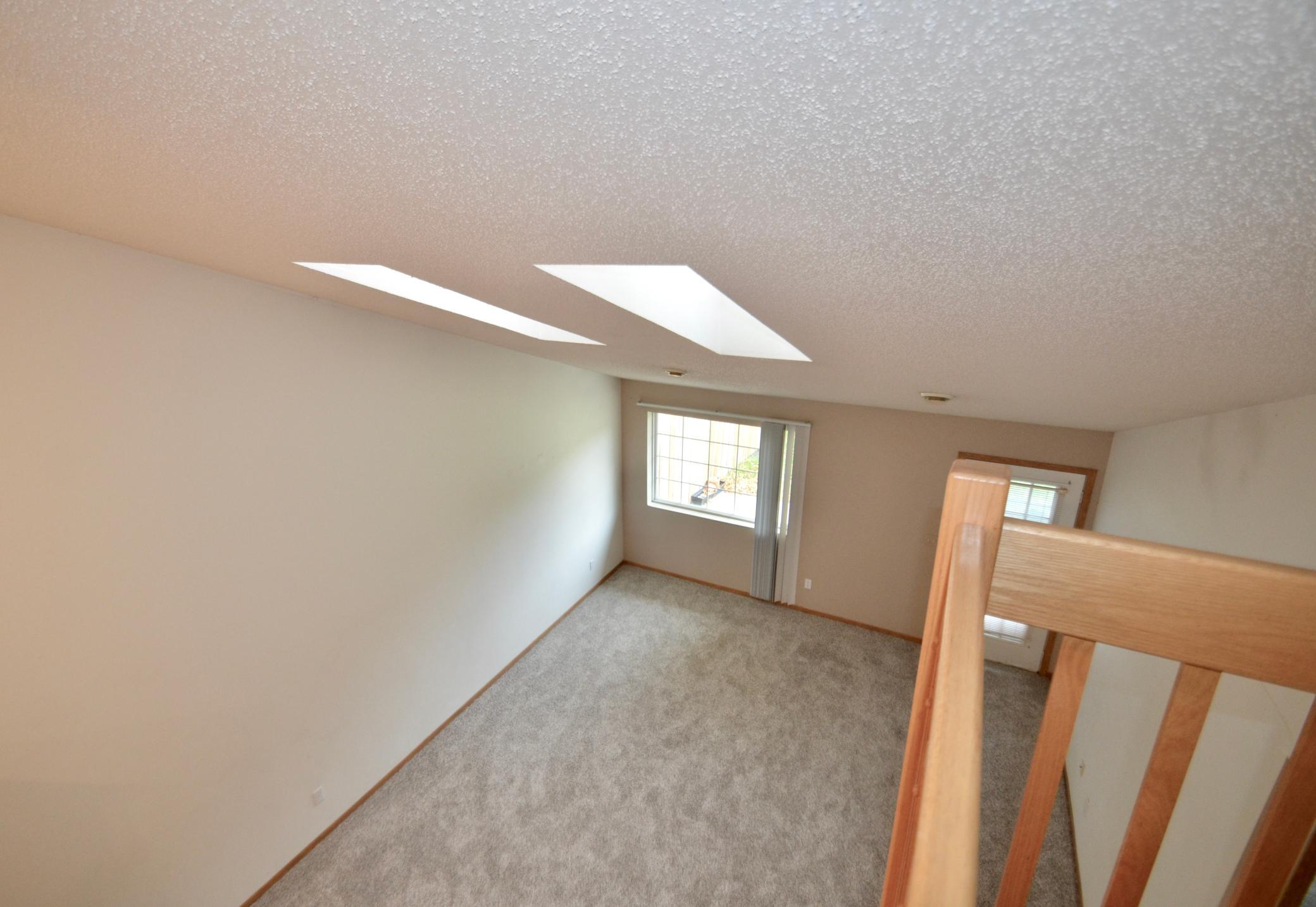 1996 twin home for sale at 819 W 12 1/2 Avenue W in West Fargo, ND — 4 bed, 2 bath (photo 16 of 26)