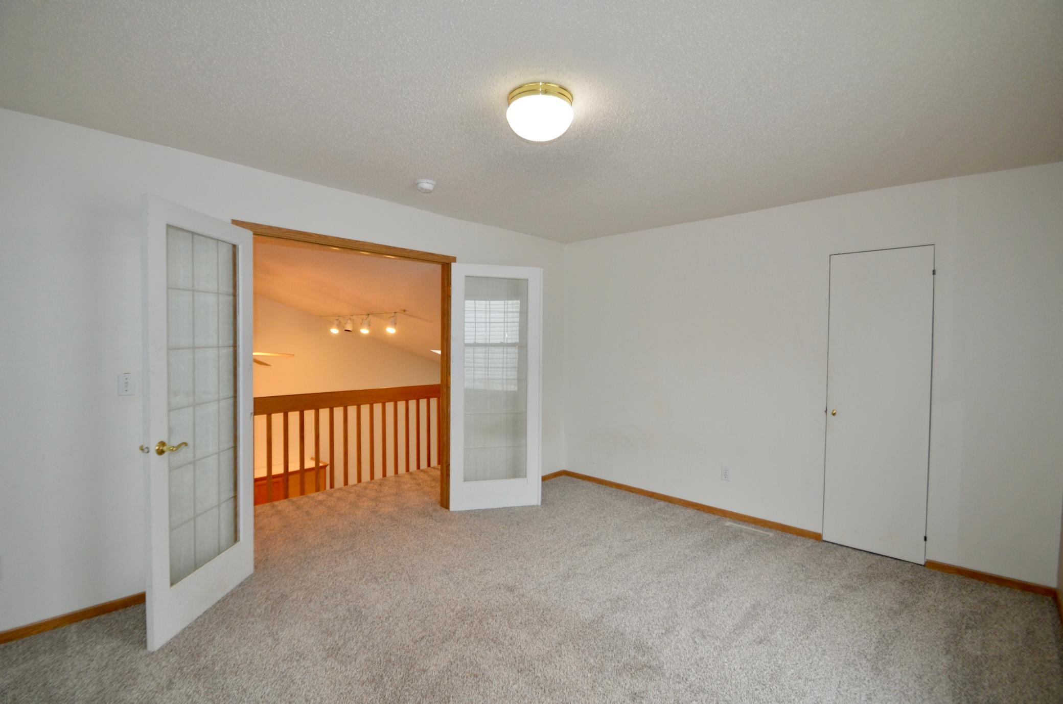 1996 twin home for sale at 819 W 12 1/2 Avenue W in West Fargo, ND — 4 bed, 2 bath (photo 19 of 26)