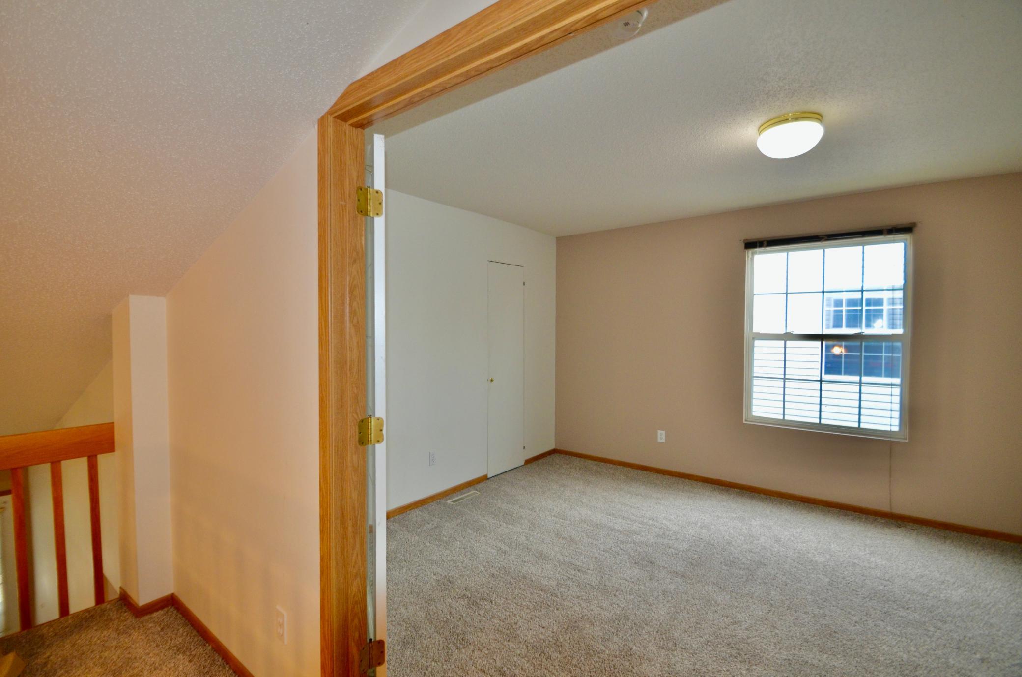 1996 twin home for sale at 819 W 12 1/2 Avenue W in West Fargo, ND — 4 bed, 2 bath (photo 22 of 26)