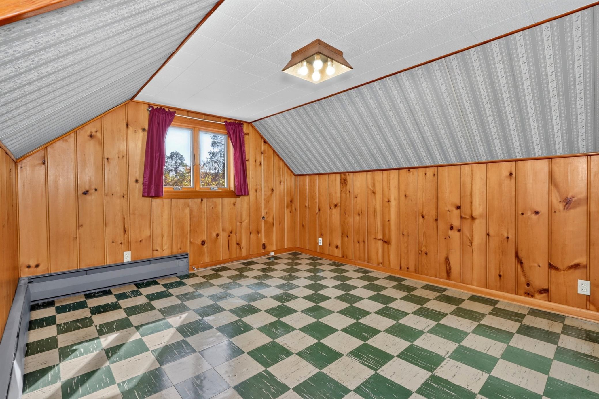 1958 single family home for sale at 2111 Norway Street in Grand Rapids, MN — 3 bed, 3 bath (photo 21 of 43)