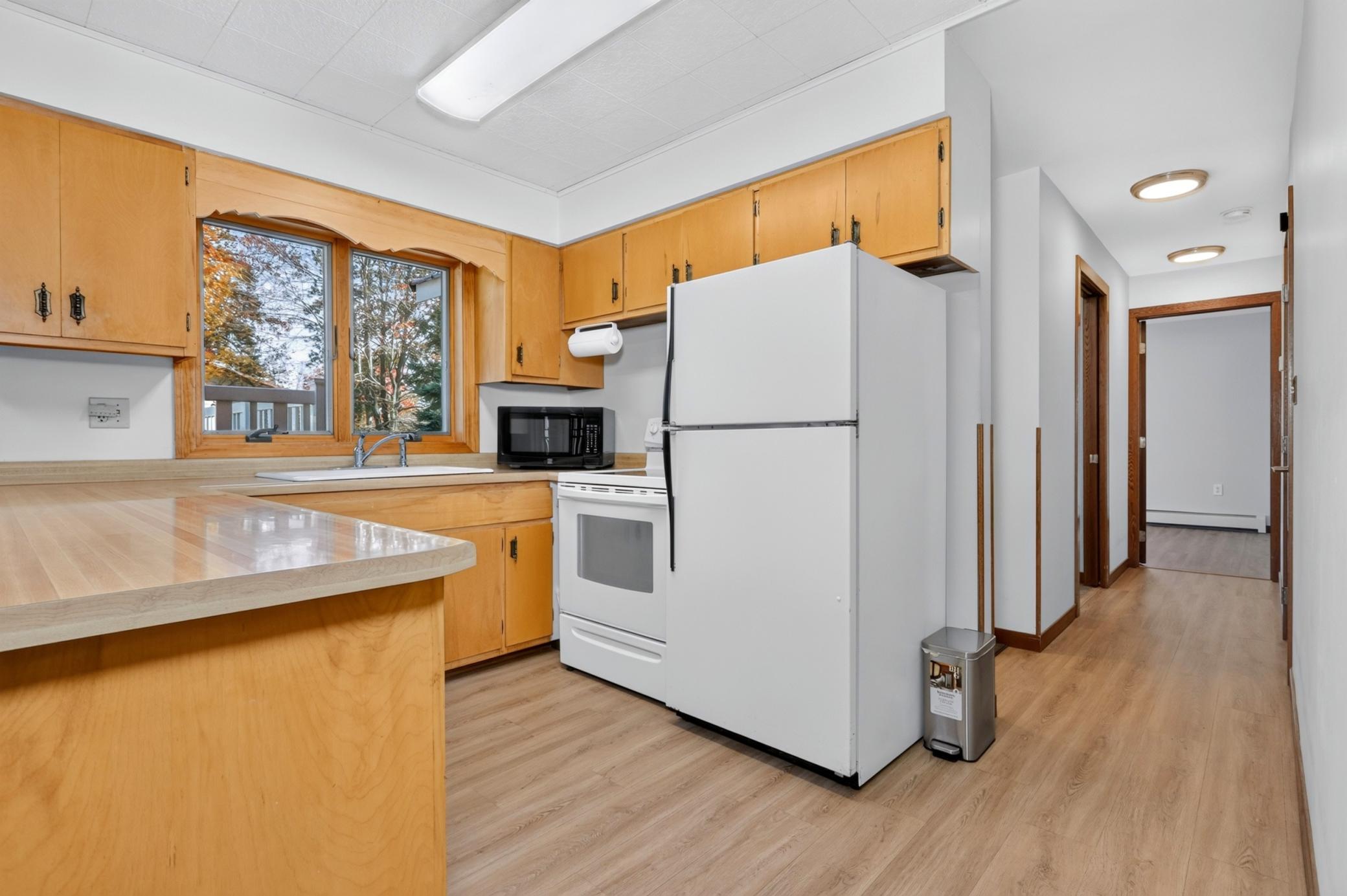 1958 single family home for sale at 2111 Norway Street in Grand Rapids, MN — 3 bed, 3 bath (photo 10 of 43)