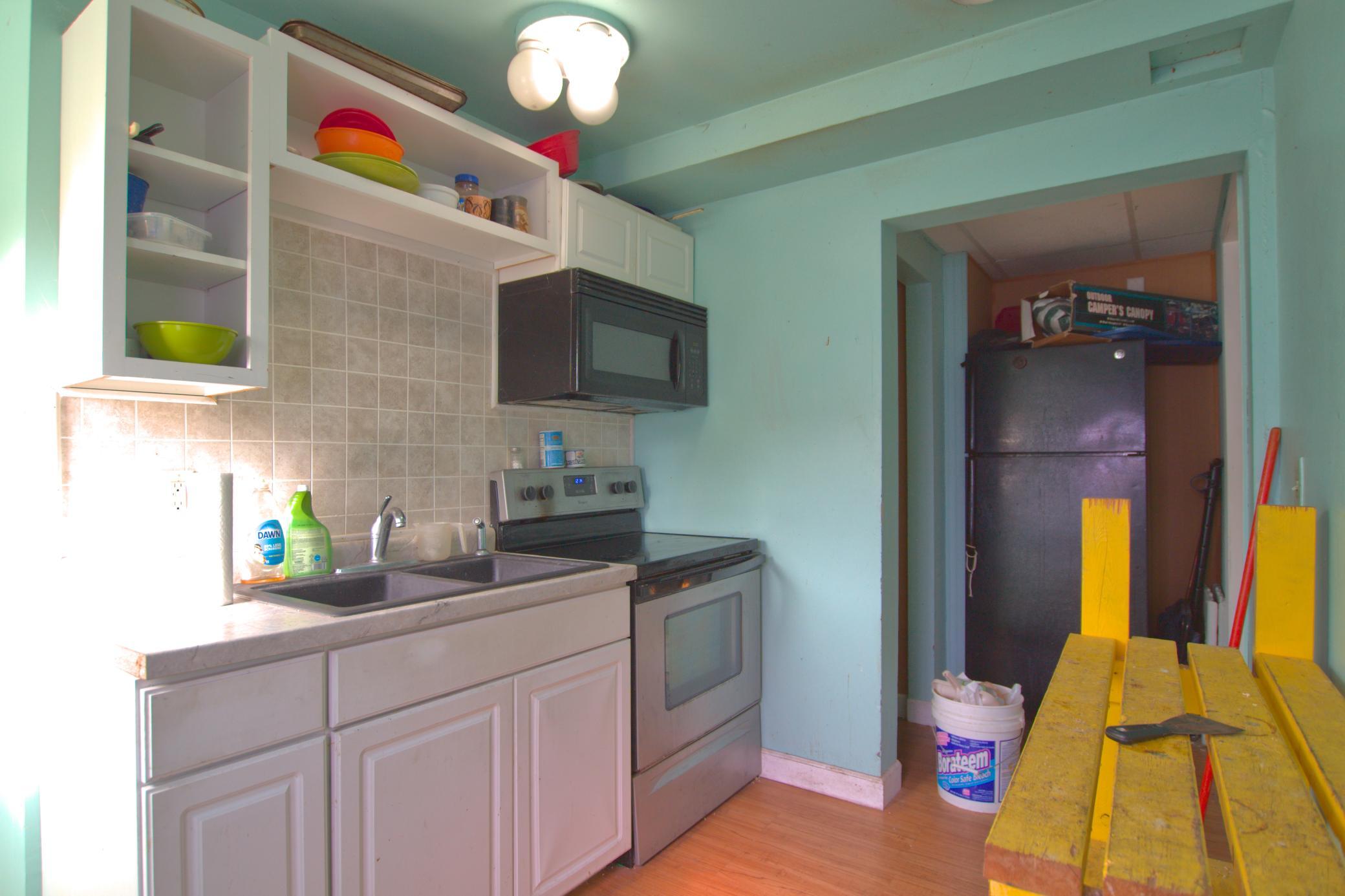 1907 triplex for sale at 820 Beltrami Avenue NW in Bemidji, MN — 9 bed, 4 bath (photo 16 of 43)