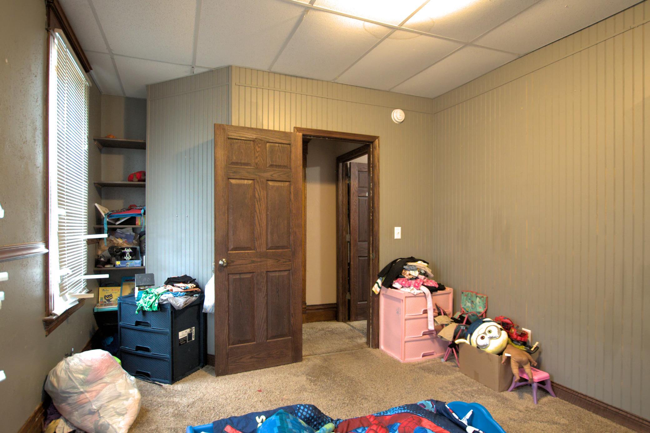 1907 triplex for sale at 820 Beltrami Avenue NW in Bemidji, MN — 9 bed, 4 bath (photo 26 of 43)