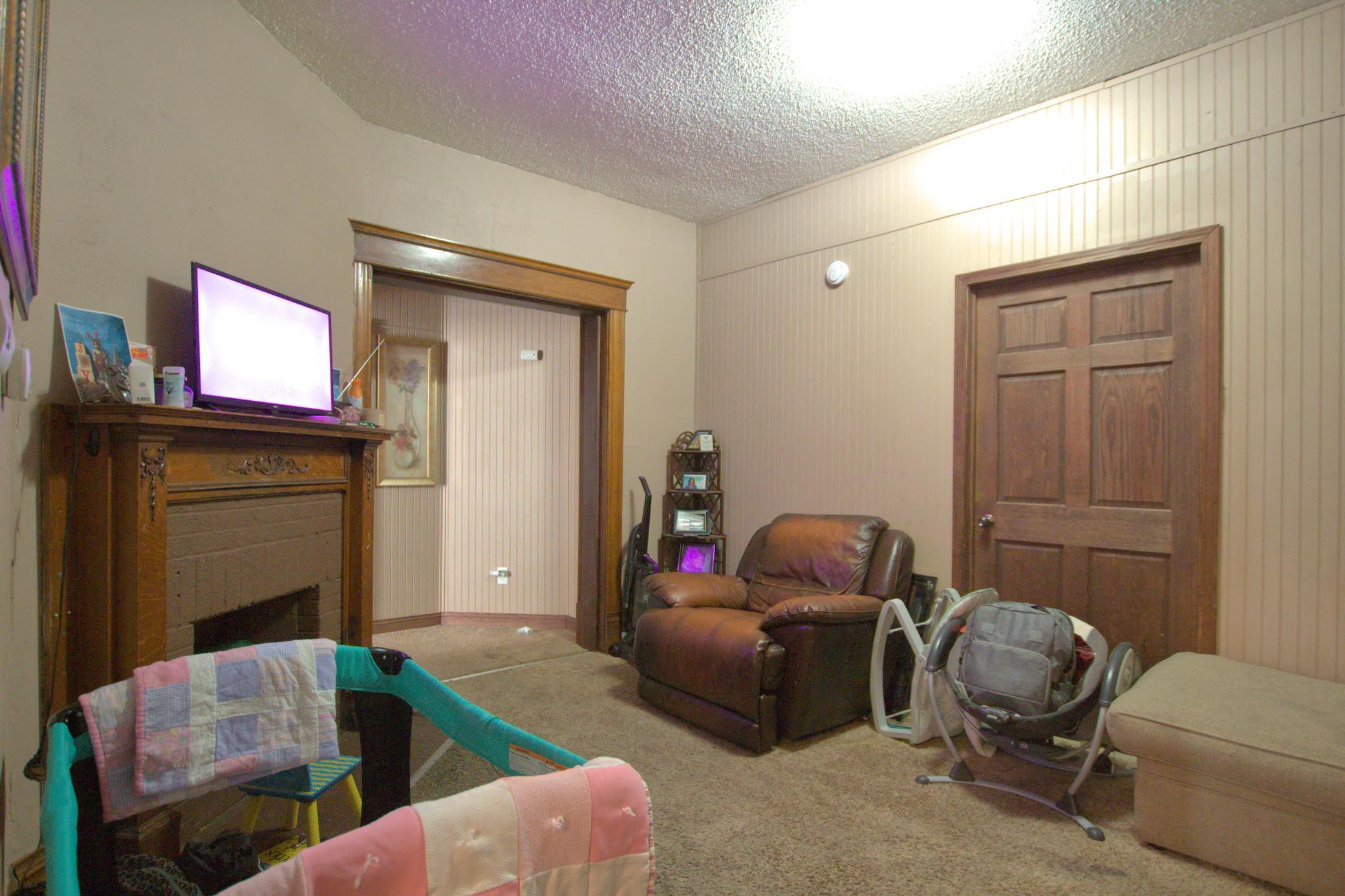 1907 triplex for sale at 820 Beltrami Avenue NW in Bemidji, MN — 9 bed, 4 bath (photo 30 of 43)