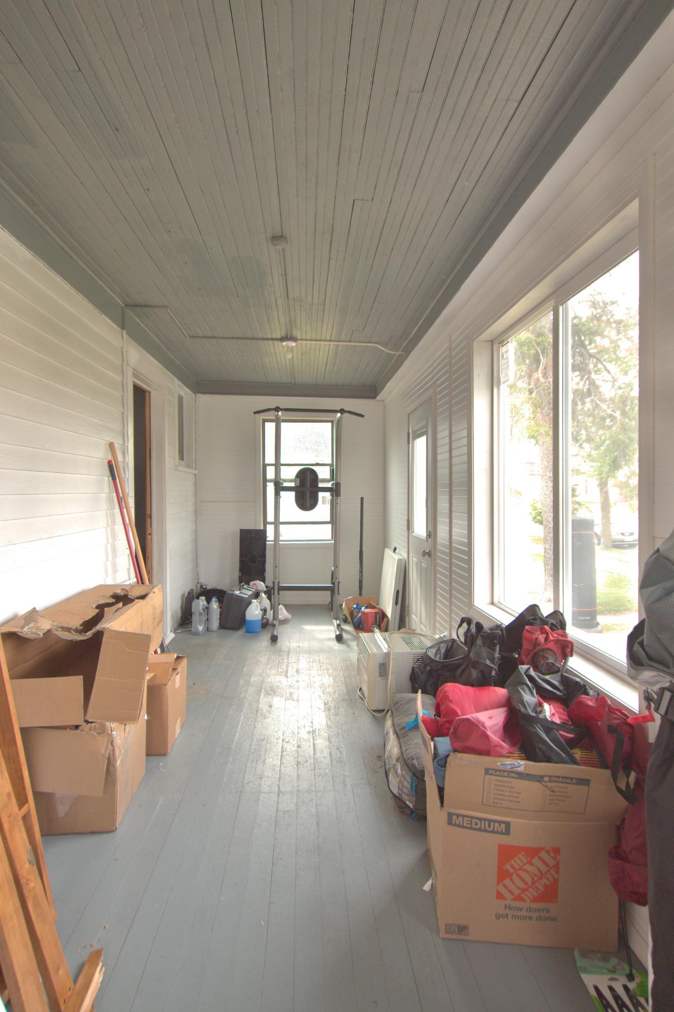 1907 triplex for sale at 820 Beltrami Avenue NW in Bemidji, MN — 9 bed, 4 bath (photo 6 of 43)