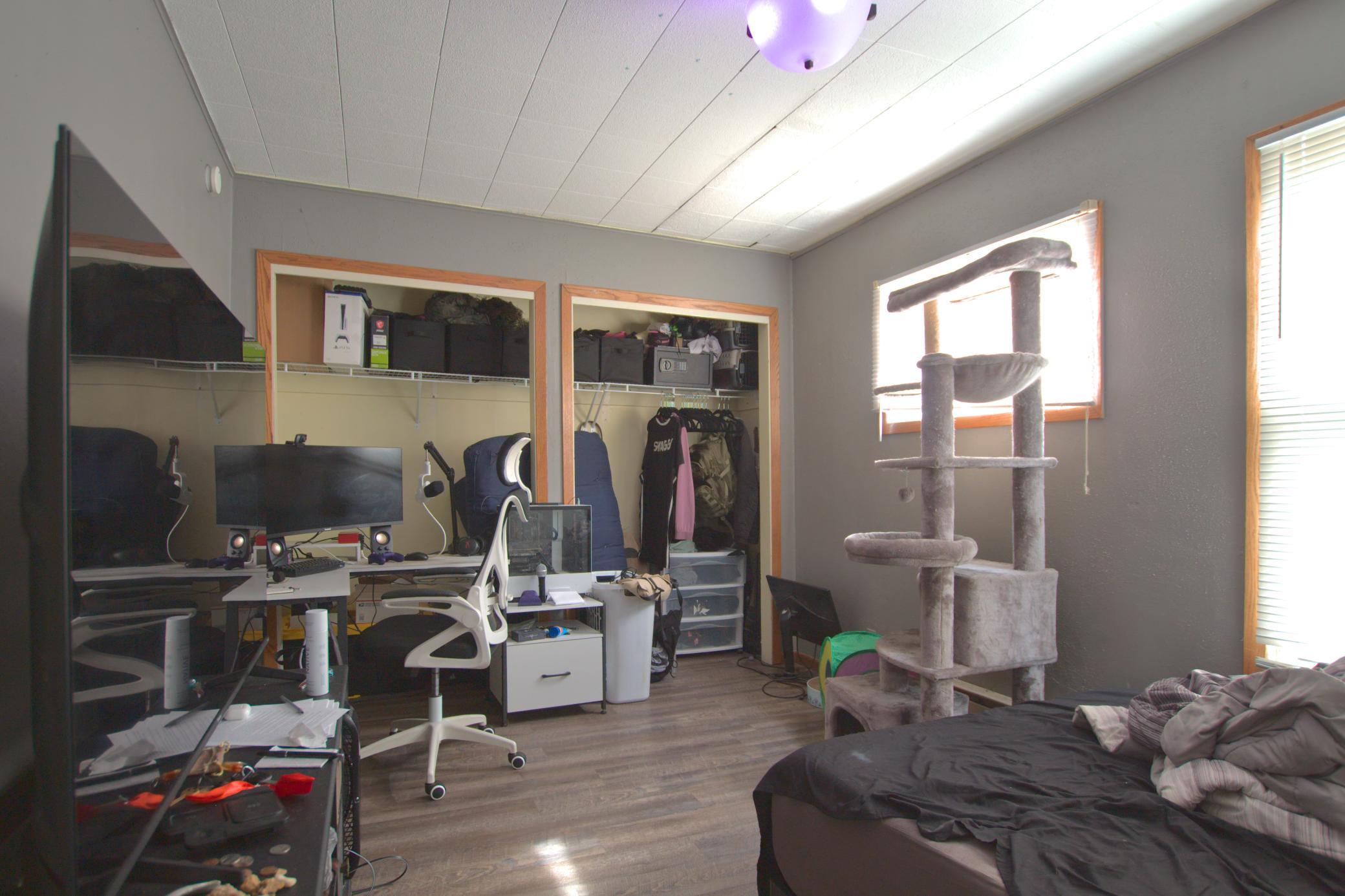 1907 triplex for sale at 820 Beltrami Avenue NW in Bemidji, MN — 9 bed, 4 bath (photo 7 of 43)