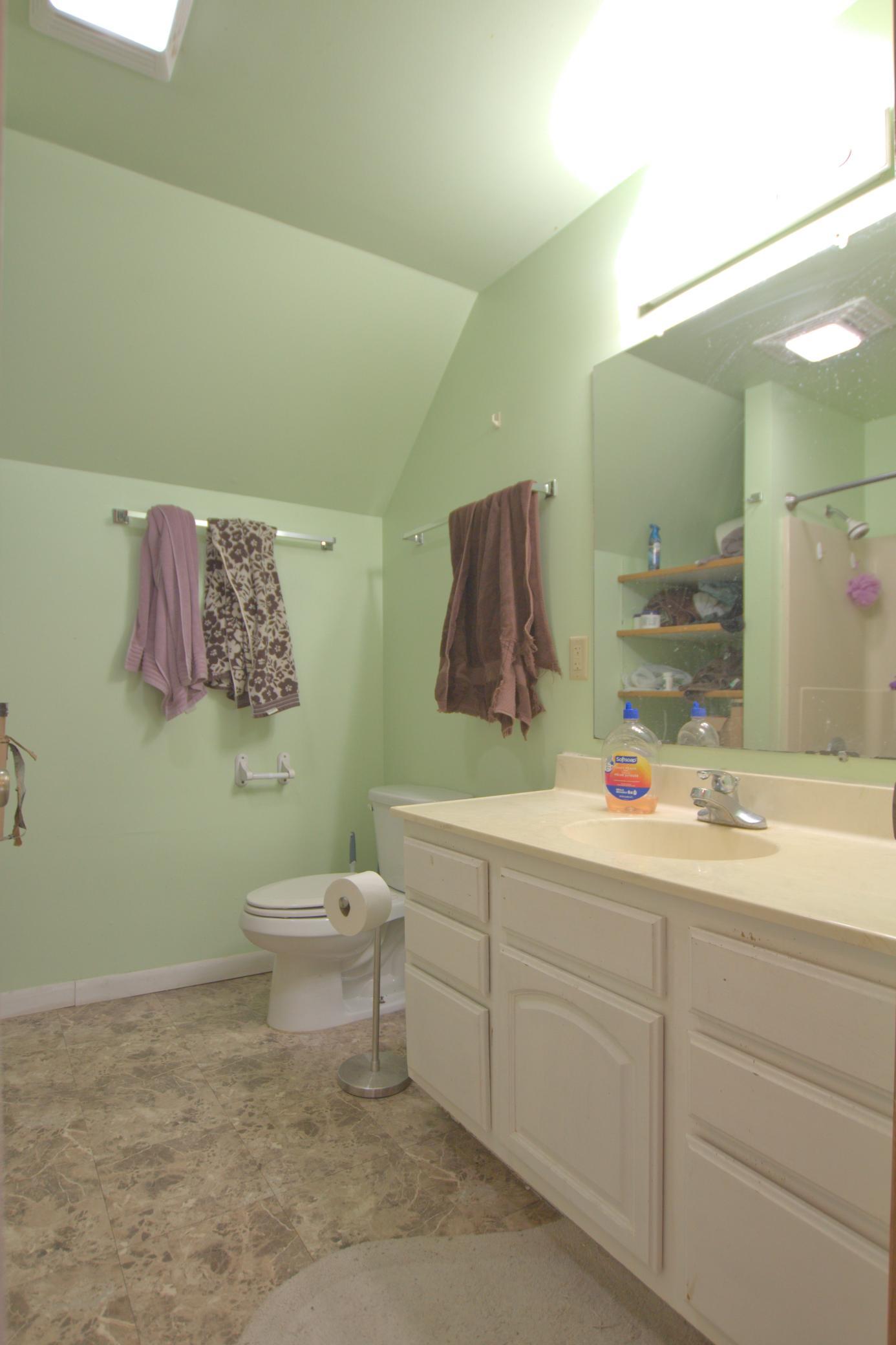 1907 triplex for sale at 820 Beltrami Avenue NW in Bemidji, MN — 9 bed, 4 bath (photo 9 of 43)