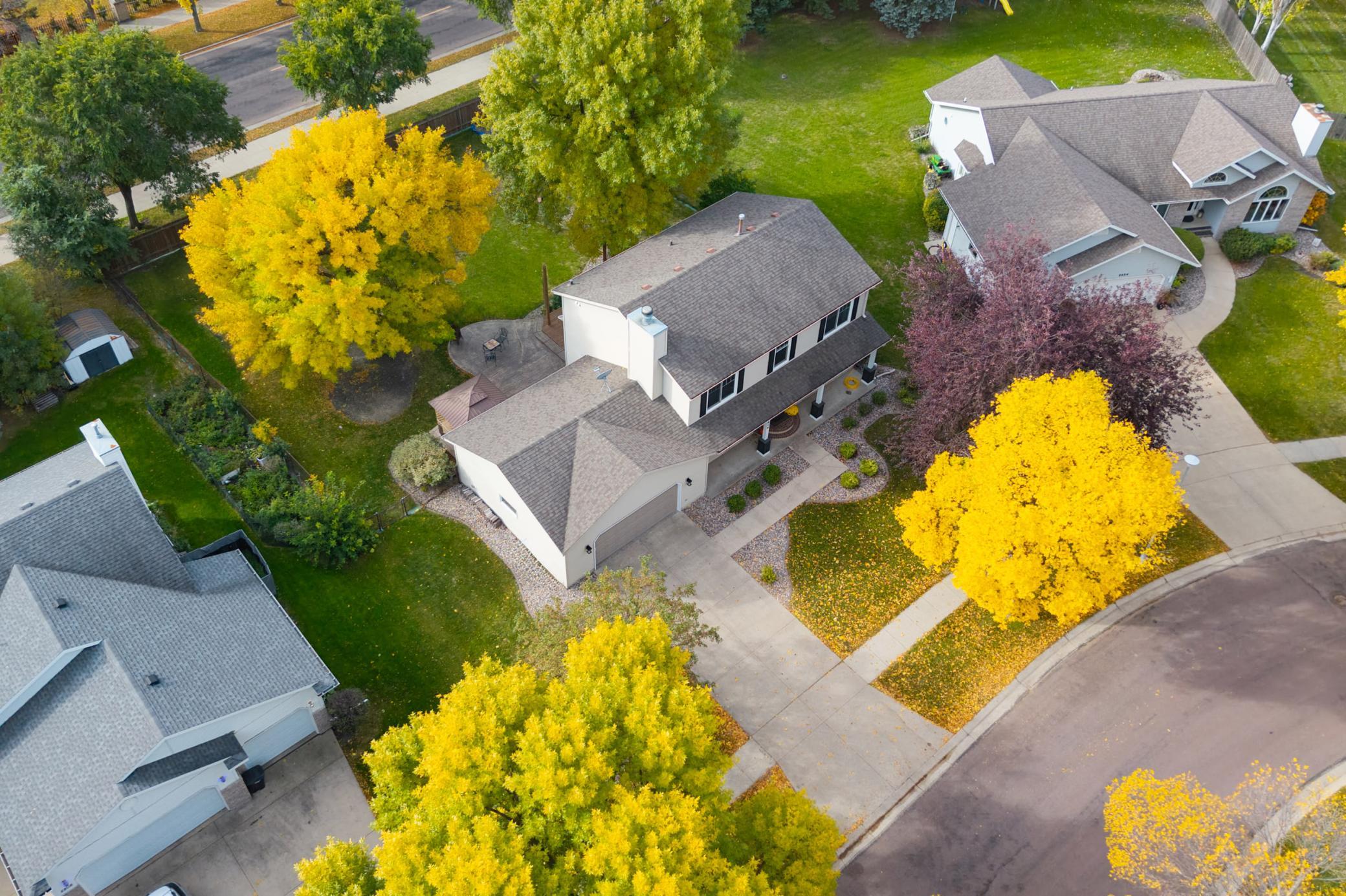 1990 single family home for sale at 2816 39 1/2 Avenue S in Fargo, ND — 6 bed, 4 bath (photo 50 of 55)