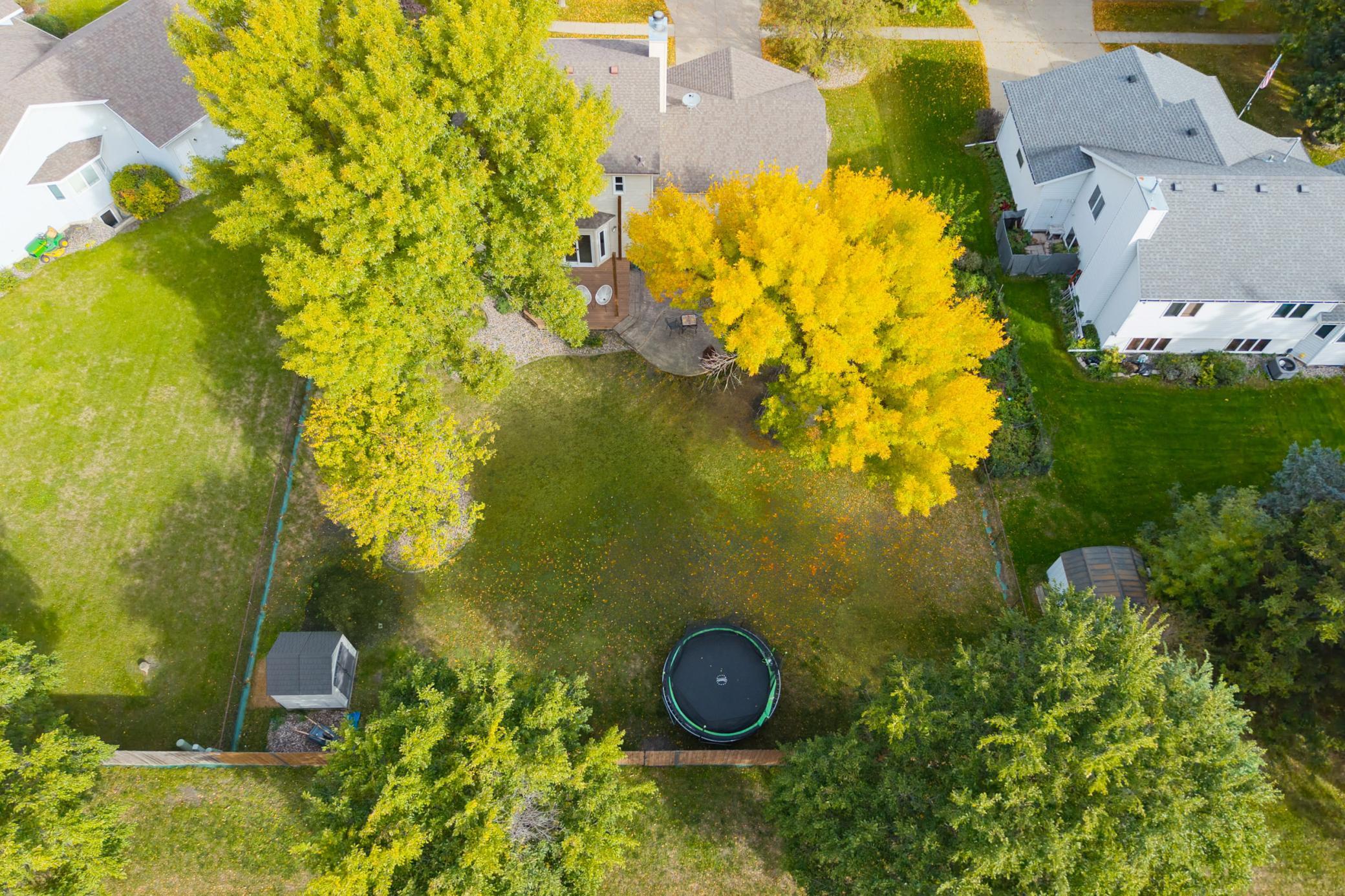1990 single family home for sale at 2816 39 1/2 Avenue S in Fargo, ND — 6 bed, 4 bath (photo 51 of 55)