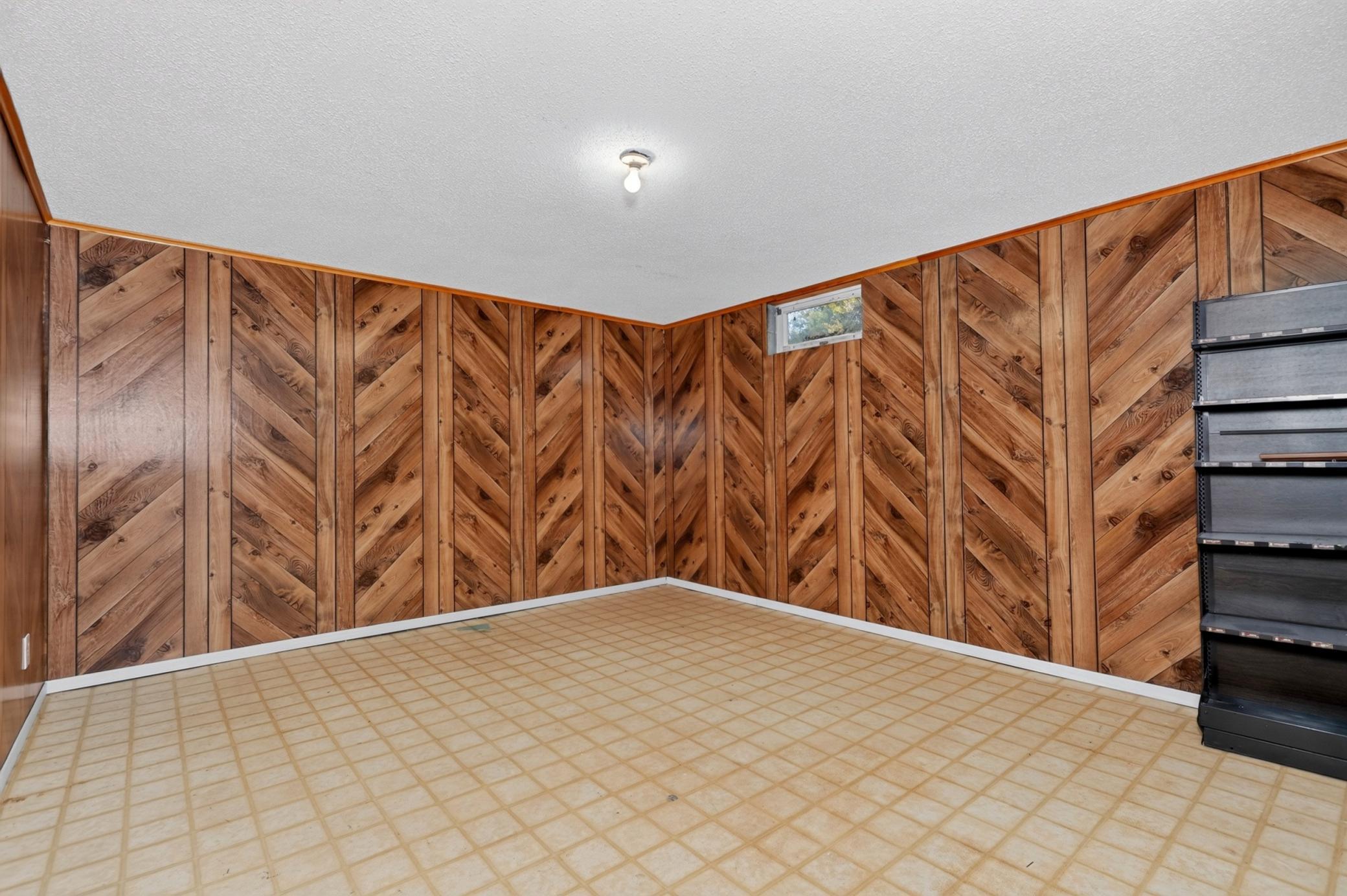 1979 single family home for sale at 2200 SW 16th Street in Grand Rapids, MN — 3 bed, 3 bath (photo 33 of 63)