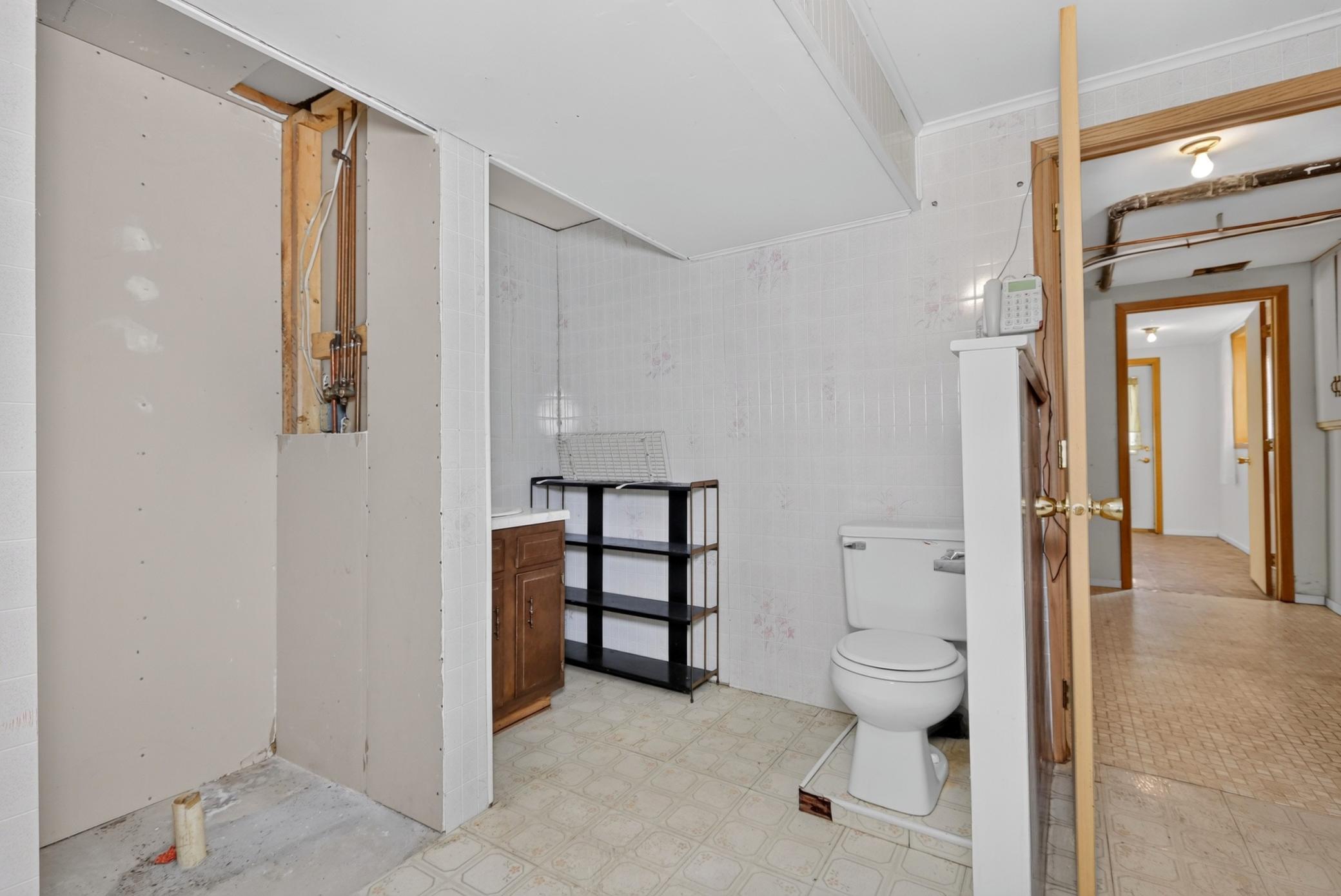 1979 single family home for sale at 2200 SW 16th Street in Grand Rapids, MN — 3 bed, 3 bath (photo 38 of 63)