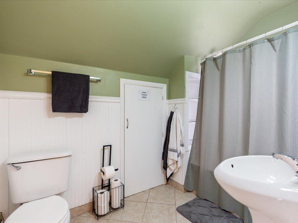 1925 single family home for sale at 109 Lake Street E in Osakis, MN — 3 bed, 2 bath (photo 11 of 34)