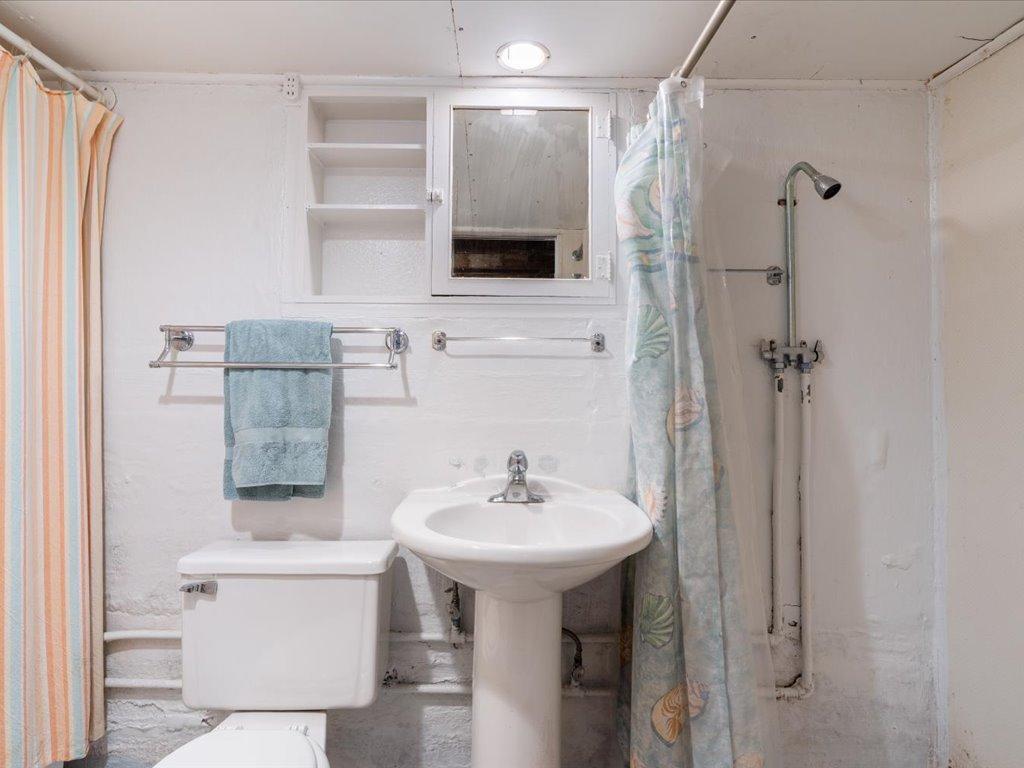 1925 single family home for sale at 109 Lake Street E in Osakis, MN — 3 bed, 2 bath (photo 16 of 34)