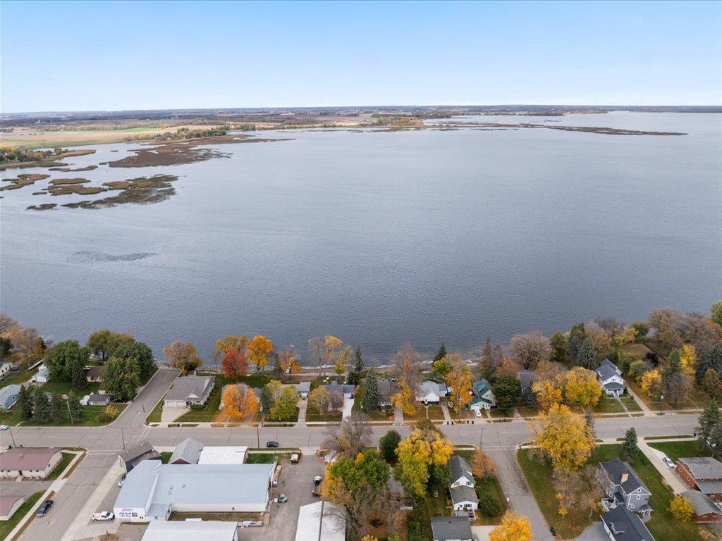1925 single family home for sale at 109 Lake Street E in Osakis, MN — 3 bed, 2 bath (photo 30 of 34)