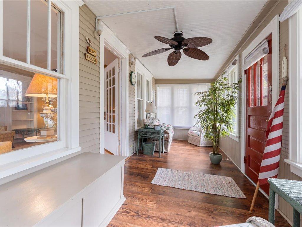 1925 single family home for sale at 109 Lake Street E in Osakis, MN — 3 bed, 2 bath (photo 7 of 34)