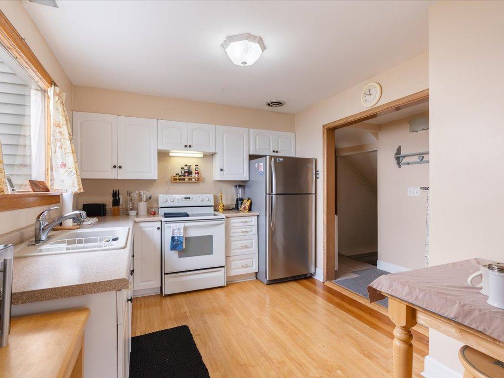 1925 single family home for sale at 109 Lake Street E in Osakis, MN — 3 bed, 2 bath (photo 8 of 34)