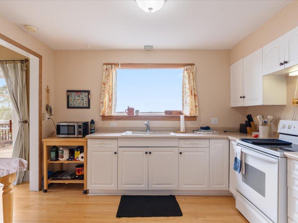 1925 single family home for sale at 109 Lake Street E in Osakis, MN — 3 bed, 2 bath (photo 9 of 34)