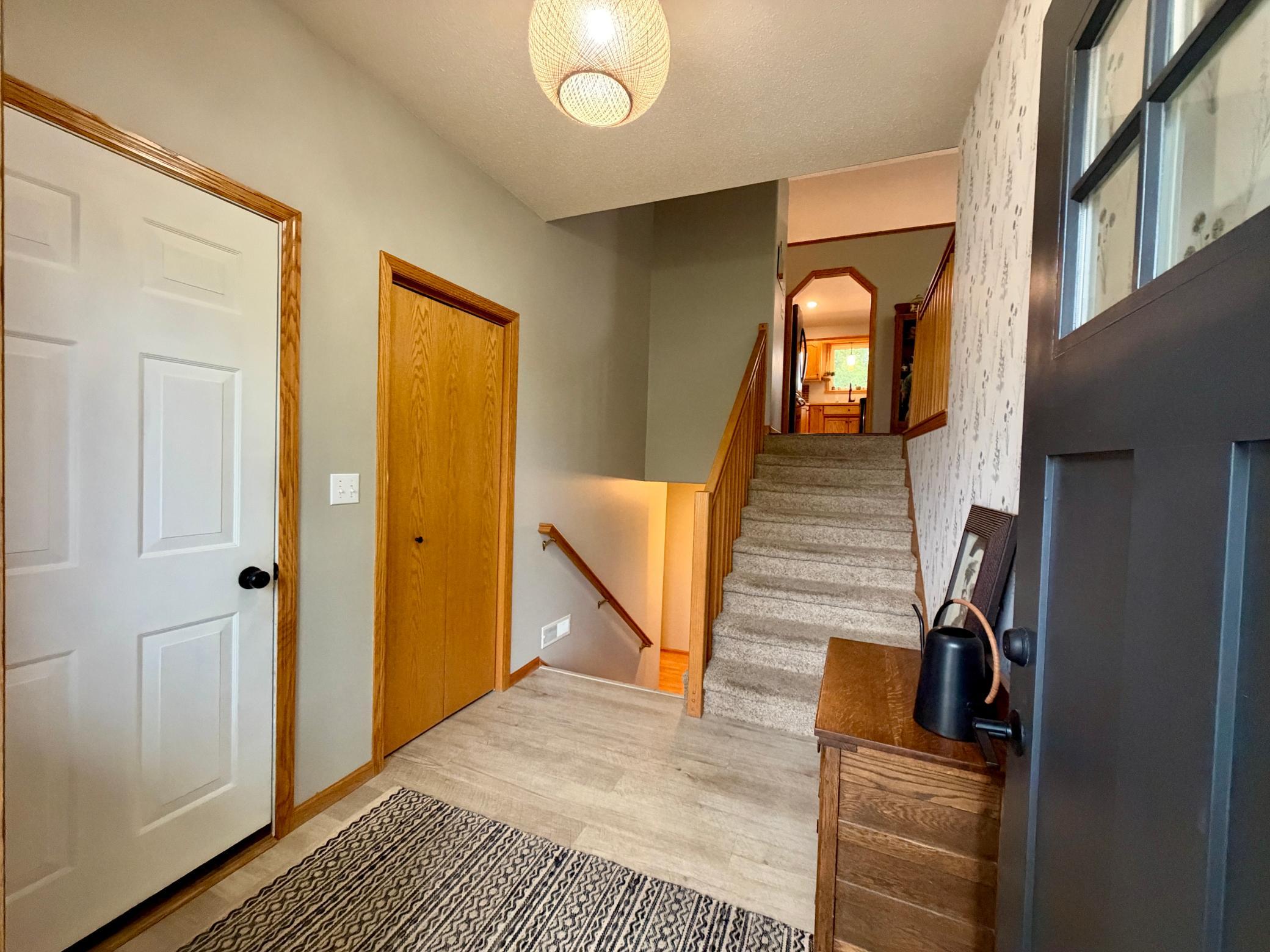 1999 single family home for sale at 3001 9th Avenue S in Moorhead, MN — 4 bed, 3 bath (photo 16 of 35)