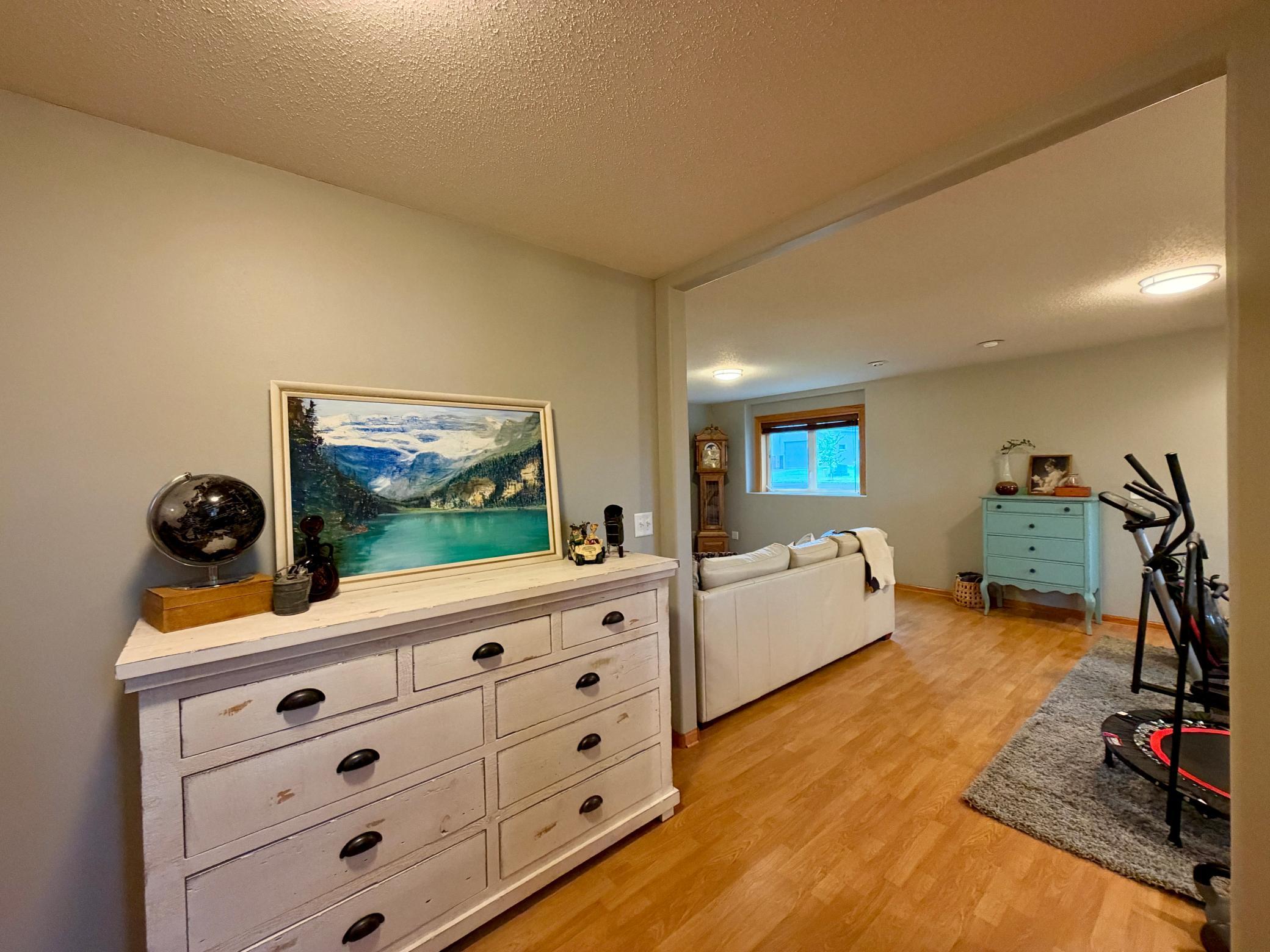 1999 single family home for sale at 3001 9th Avenue S in Moorhead, MN — 4 bed, 3 bath (photo 17 of 35)