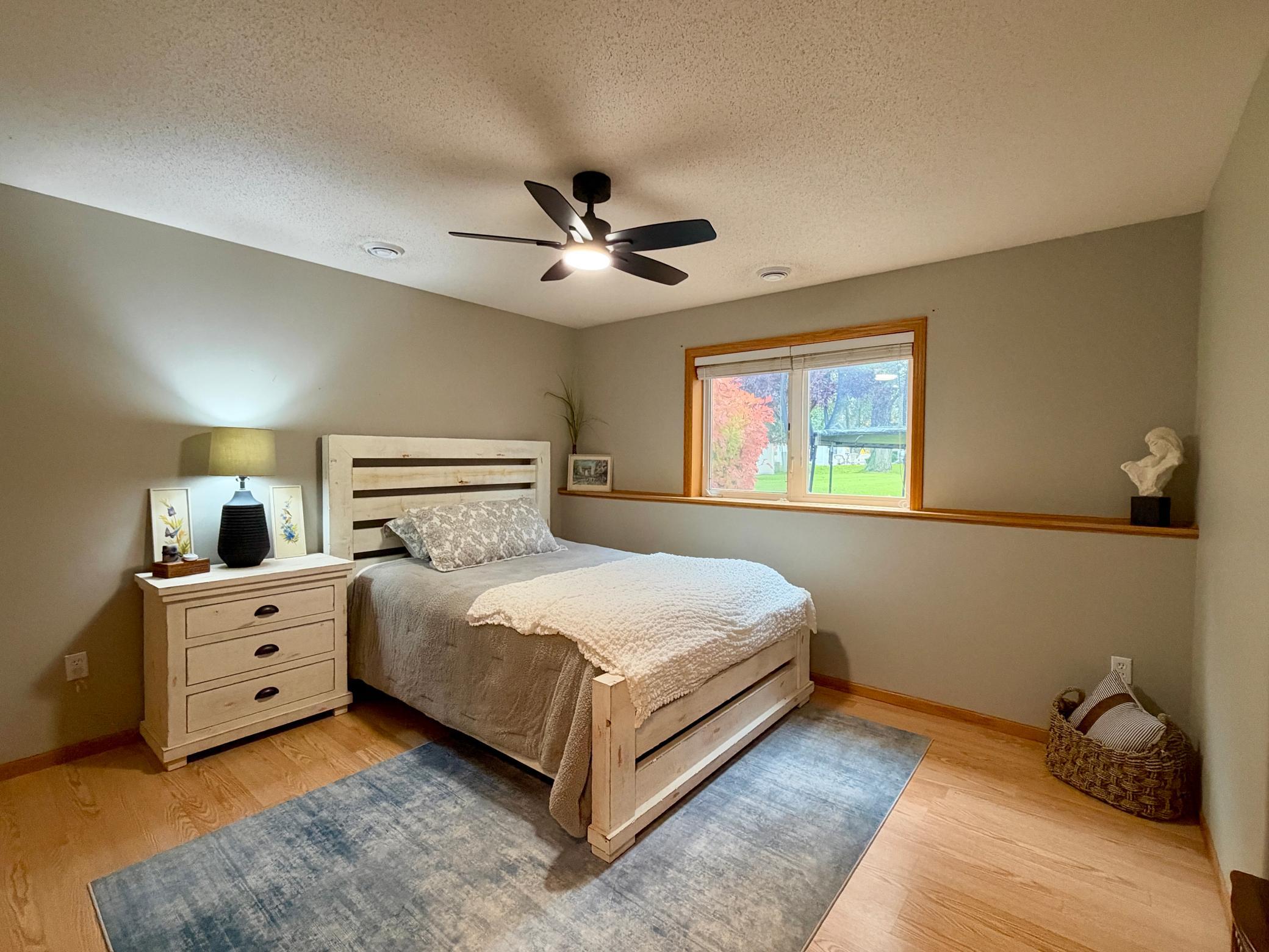 1999 single family home for sale at 3001 9th Avenue S in Moorhead, MN — 4 bed, 3 bath (photo 25 of 35)