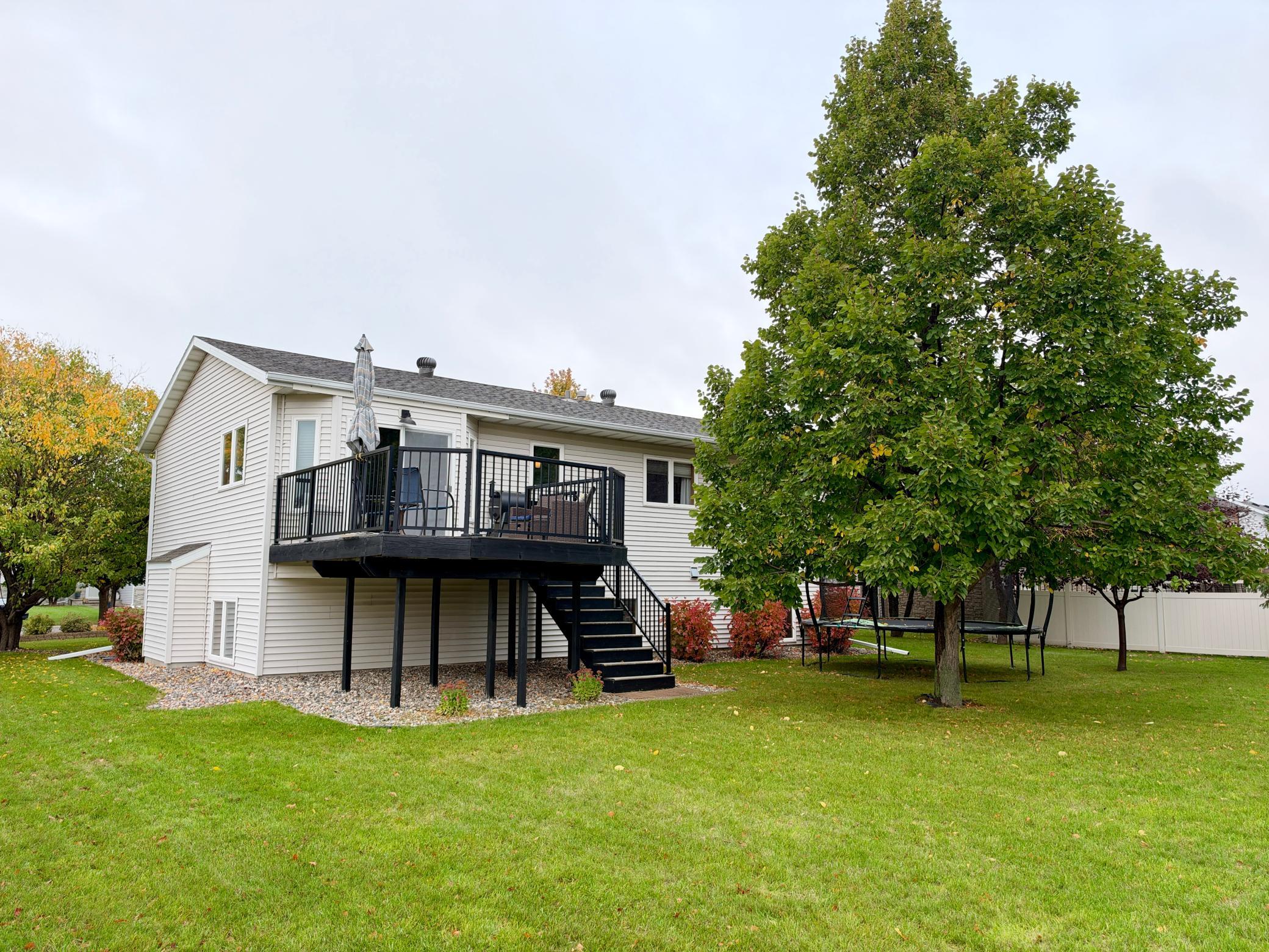 1999 single family home for sale at 3001 9th Avenue S in Moorhead, MN — 4 bed, 3 bath (photo 35 of 35)