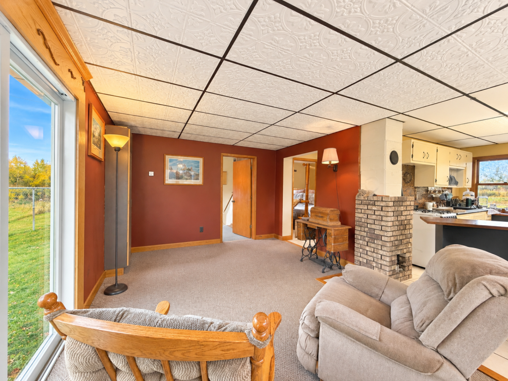 1982 single family home for sale at 20796 County Road 566 in Bovey, MN — 2 bed, 1 bath (photo 12 of 24)