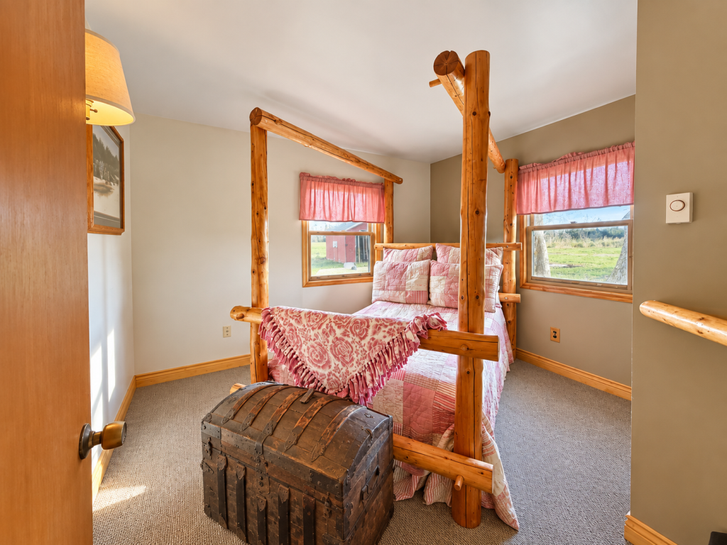 1982 single family home for sale at 20796 County Road 566 in Bovey, MN — 2 bed, 1 bath (photo 14 of 24)
