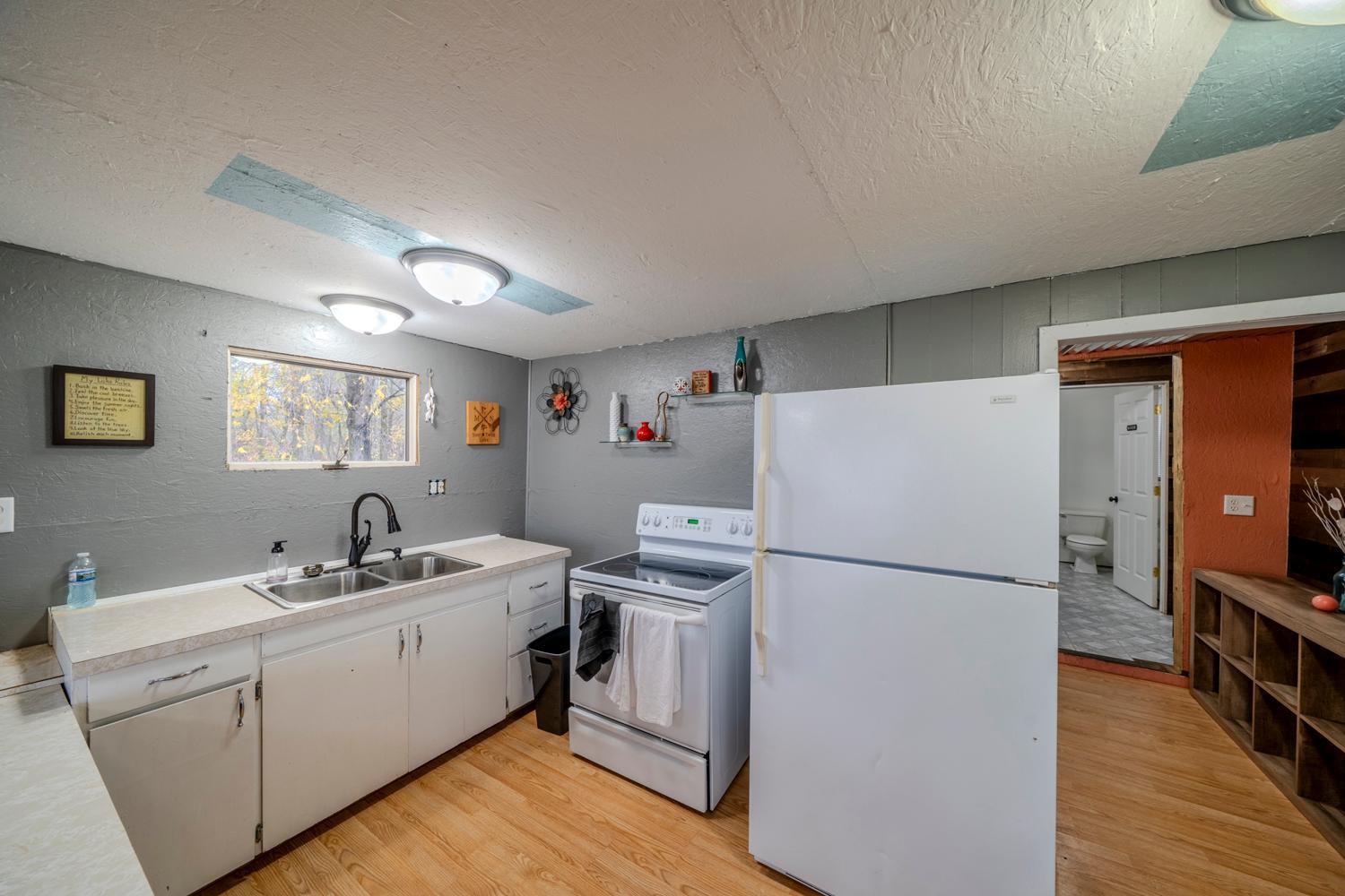 2004 single family home for sale at 29600 Coyote Road in Waubun, MN — 4 bed, 2 bath (photo 5 of 34)