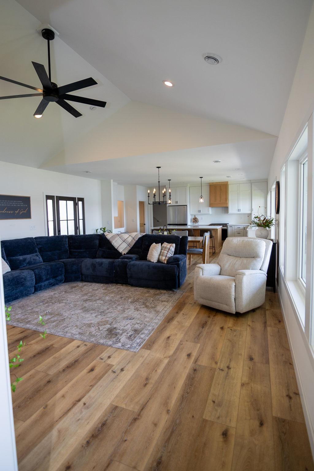 2025 single family home for sale at 1949 Rosewood Lane SE in Alexandria, MN — 5 bed, 4 bath (photo 11 of 83)