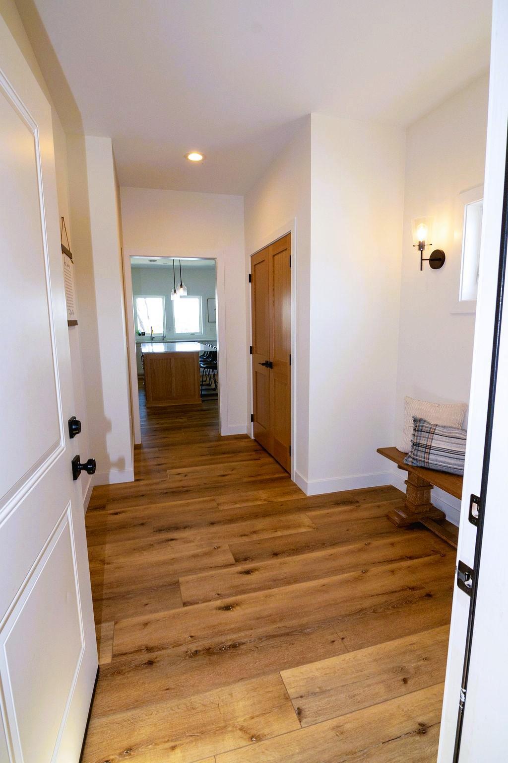 2025 single family home for sale at 1949 Rosewood Lane SE in Alexandria, MN — 5 bed, 4 bath (photo 23 of 83)
