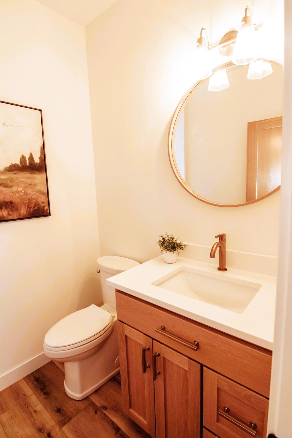 2025 single family home for sale at 1949 Rosewood Lane SE in Alexandria, MN — 5 bed, 4 bath (photo 26 of 83)