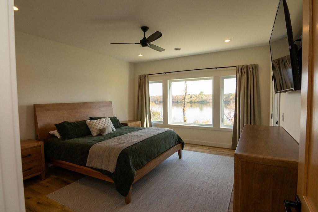 2025 single family home for sale at 1949 Rosewood Lane SE in Alexandria, MN — 5 bed, 4 bath (photo 28 of 83)