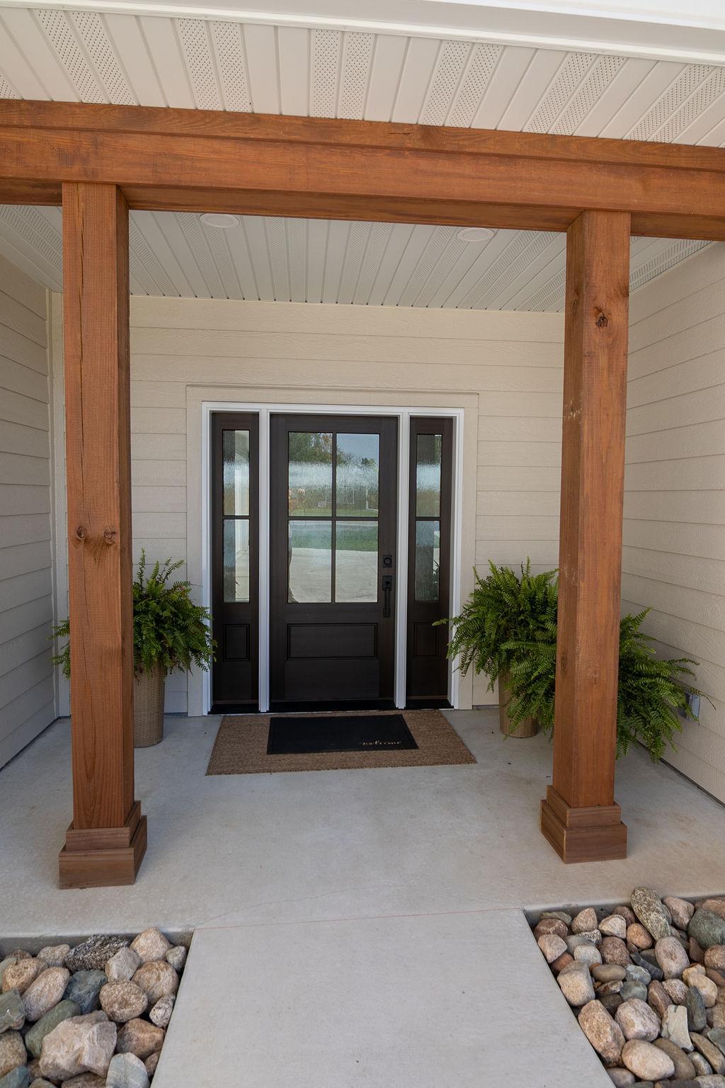 2025 single family home for sale at 1949 Rosewood Lane SE in Alexandria, MN — 5 bed, 4 bath (photo 4 of 83)