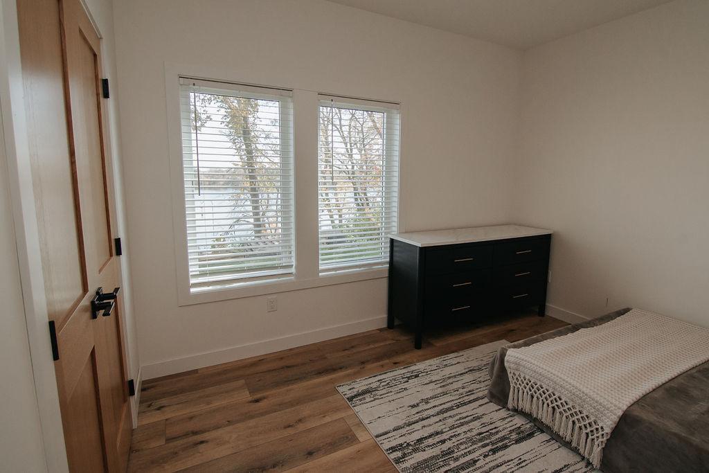 2025 single family home for sale at 1949 Rosewood Lane SE in Alexandria, MN — 5 bed, 4 bath (photo 42 of 83)