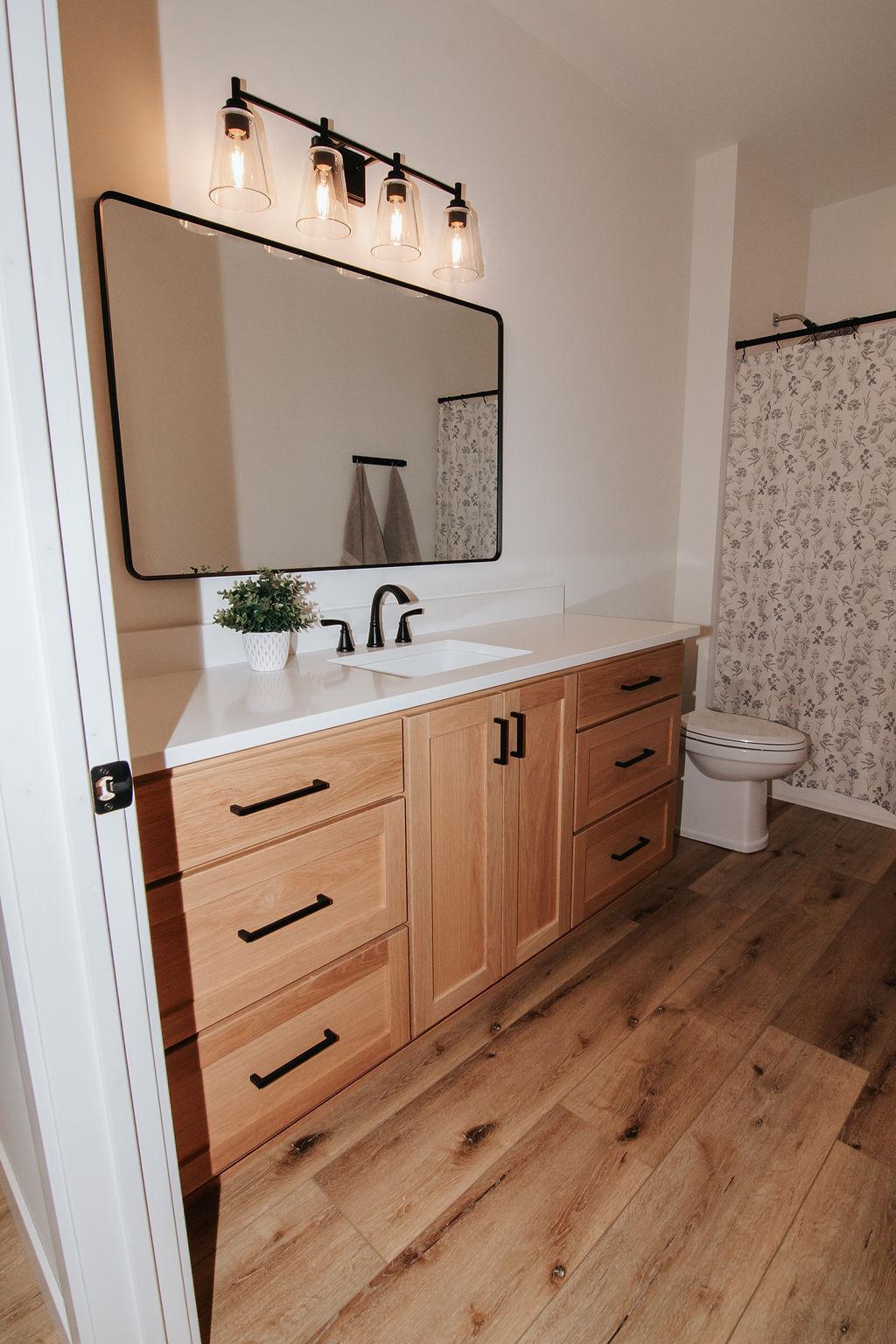 2025 single family home for sale at 1949 Rosewood Lane SE in Alexandria, MN — 5 bed, 4 bath (photo 45 of 83)
