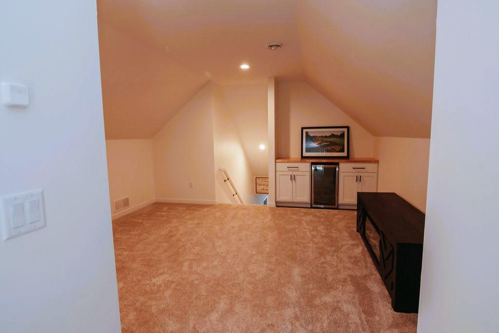 2025 single family home for sale at 1949 Rosewood Lane SE in Alexandria, MN — 5 bed, 4 bath (photo 51 of 83)